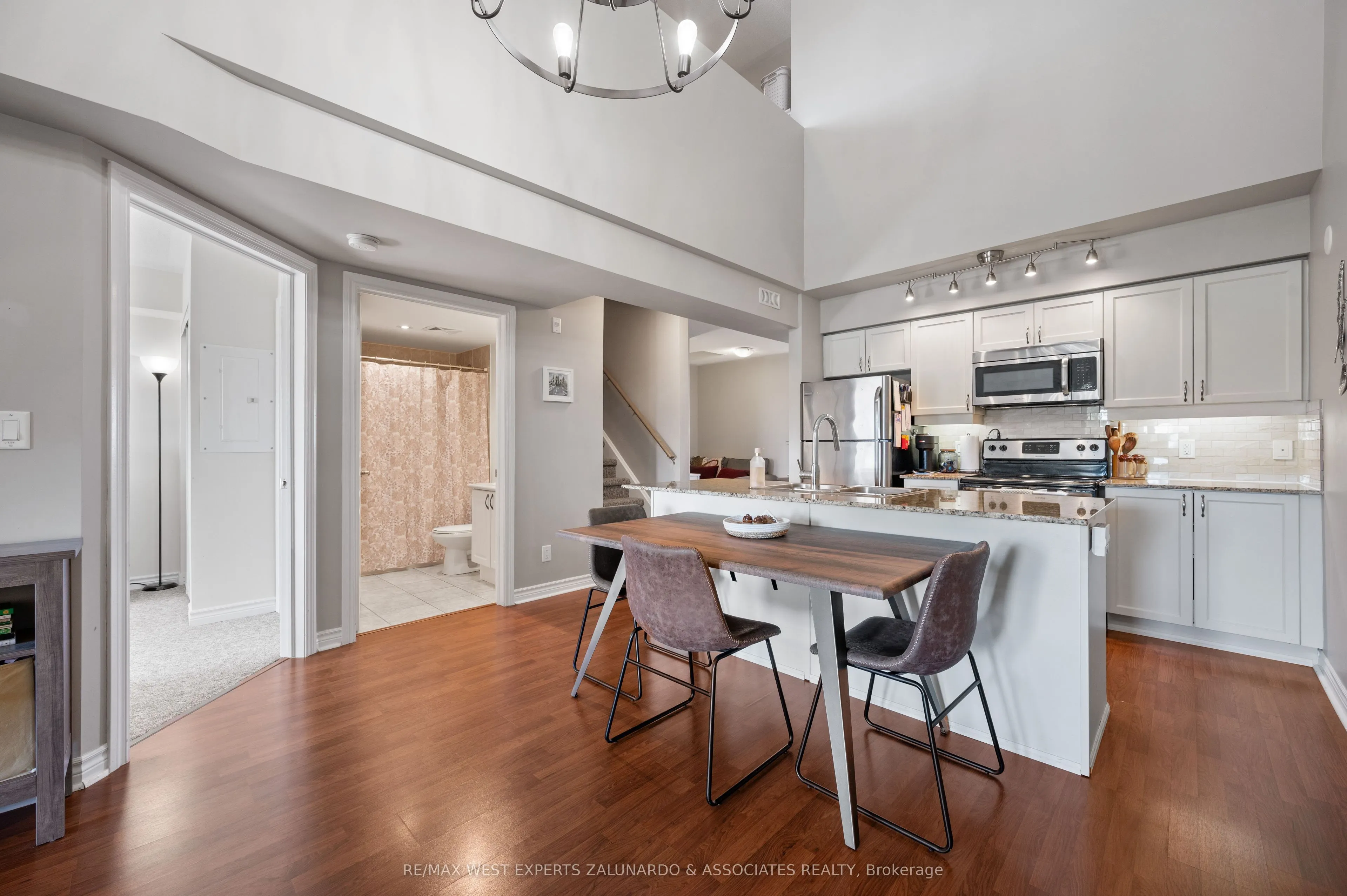 8 Brandy Lane Drive, #305
