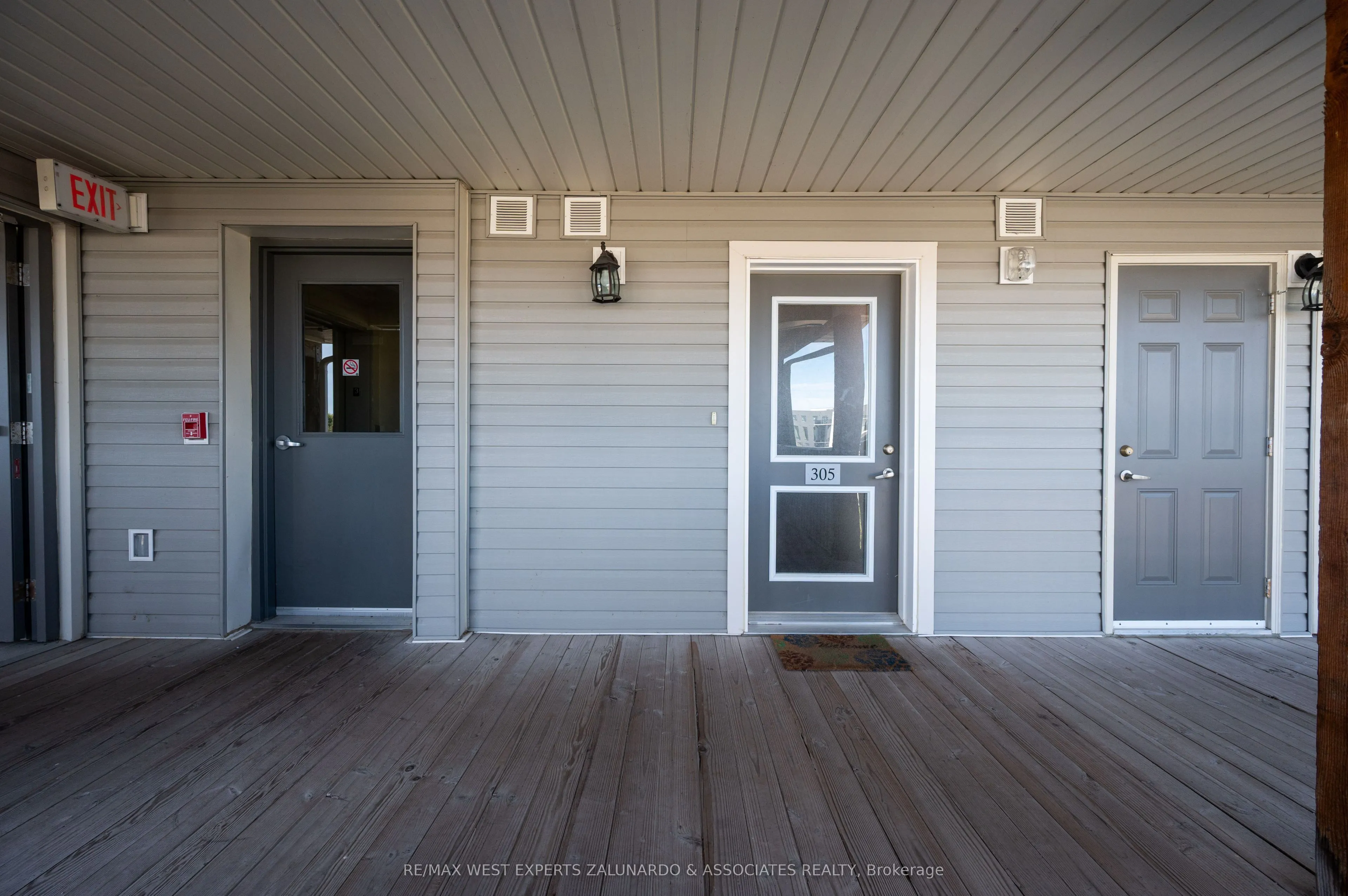 8 Brandy Lane Drive, #305