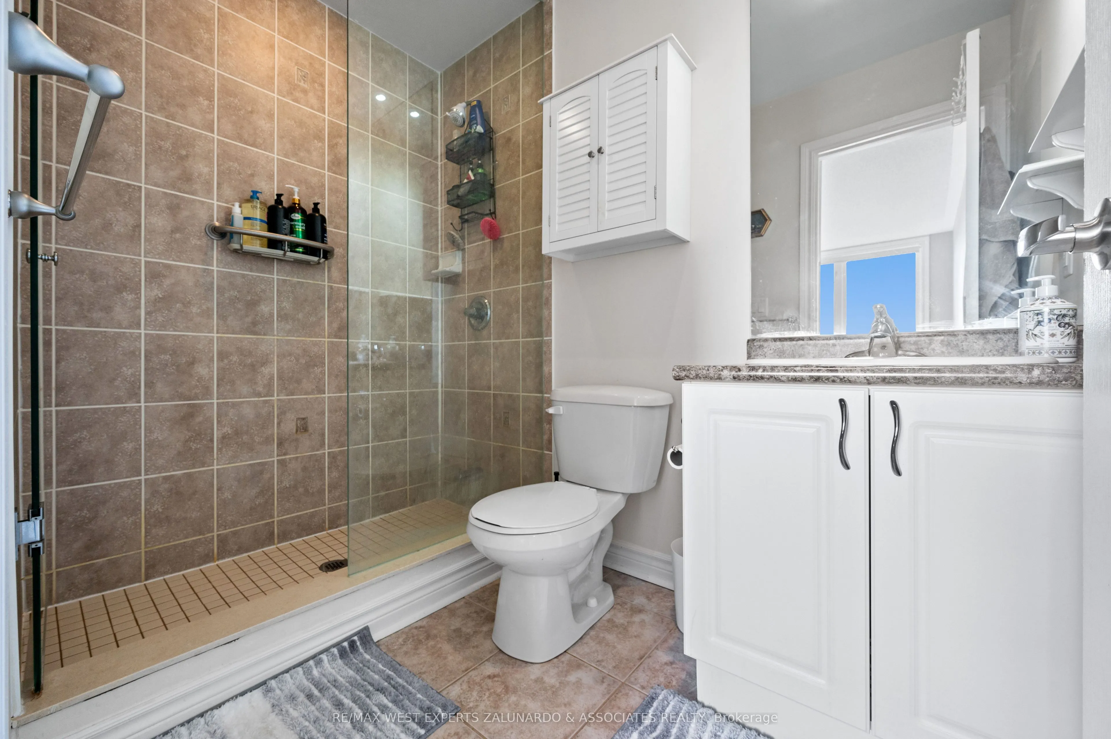 8 Brandy Lane Drive, #305