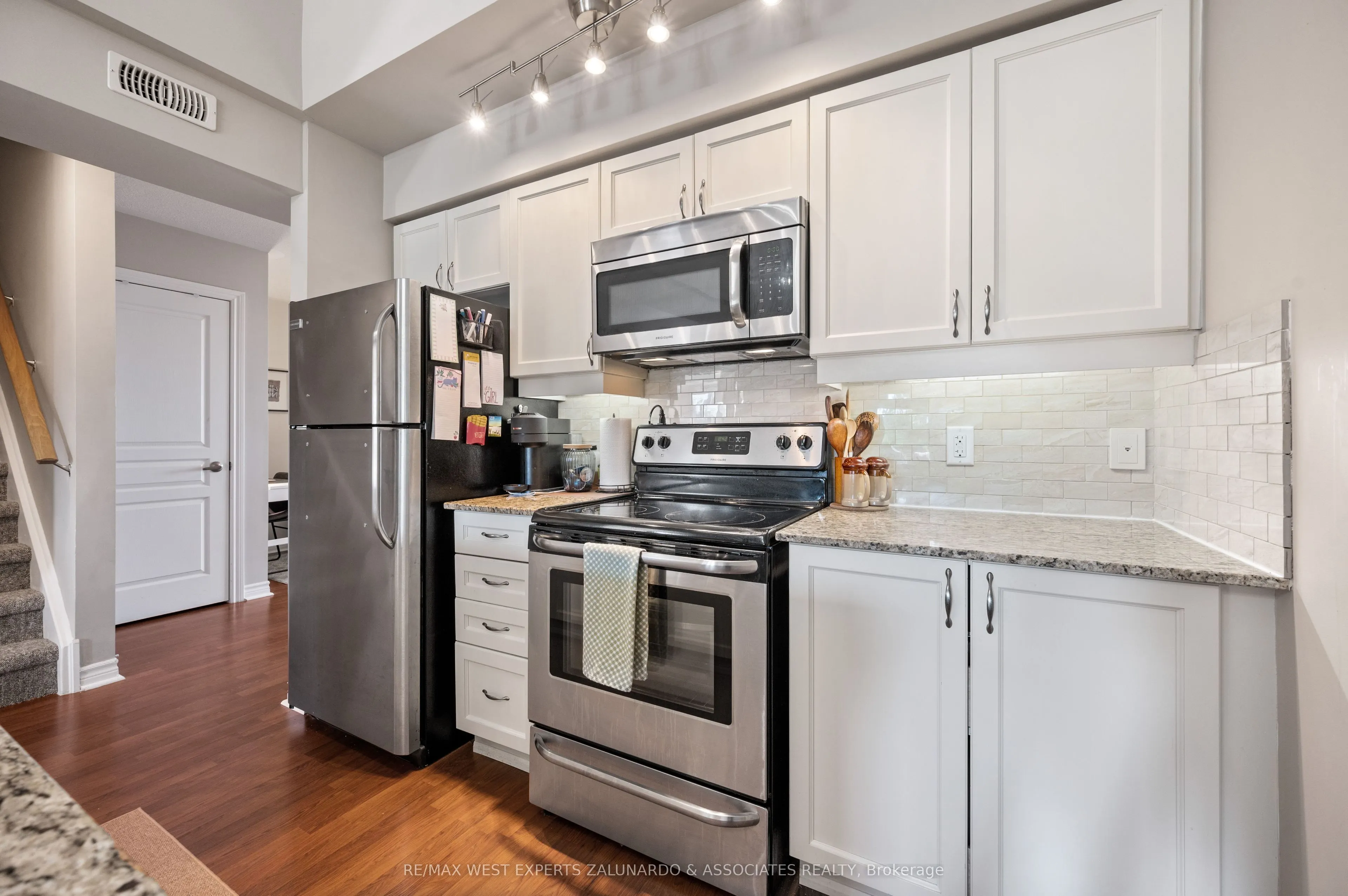 8 Brandy Lane Drive, #305