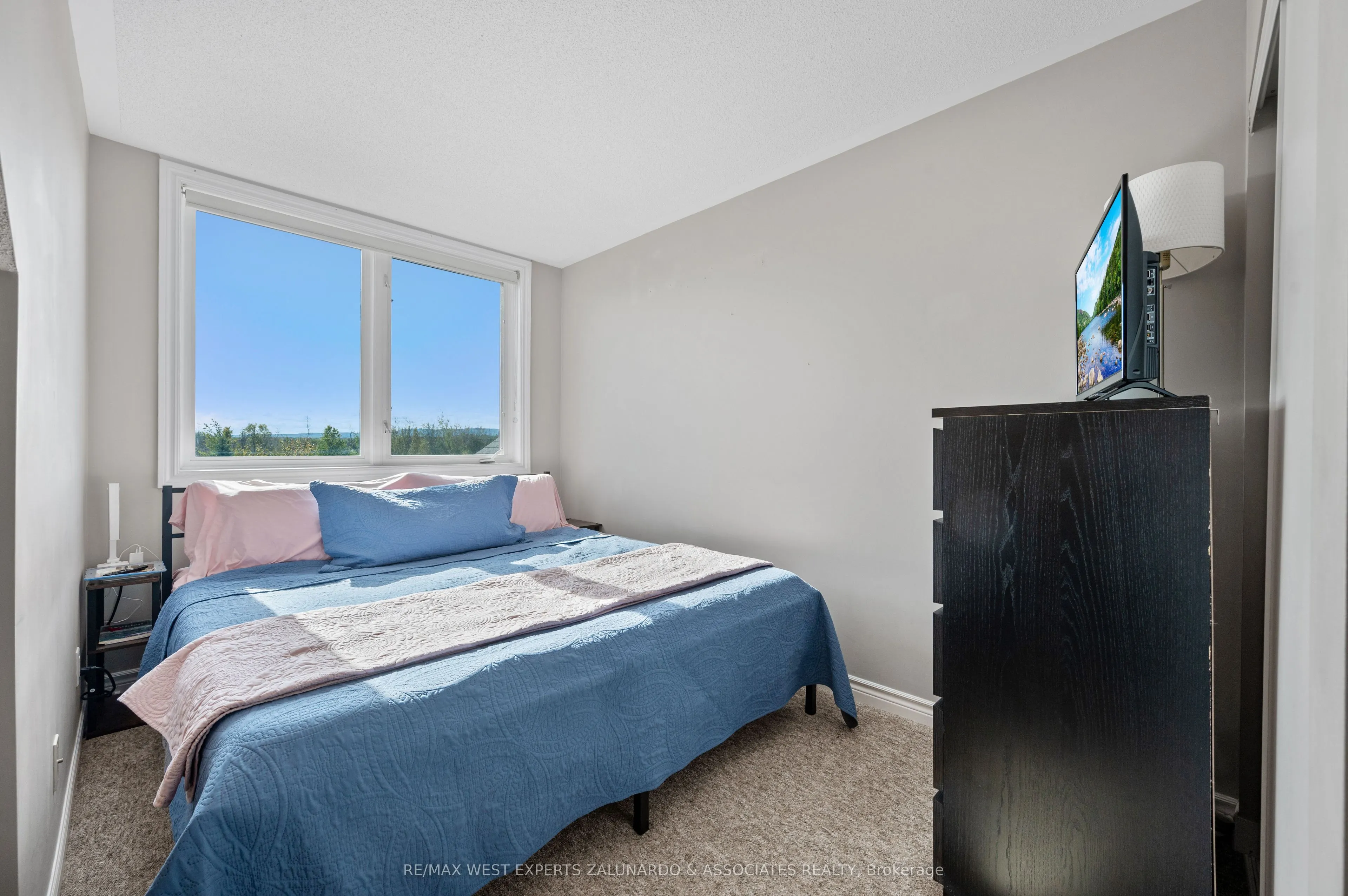 8 Brandy Lane Drive, #305