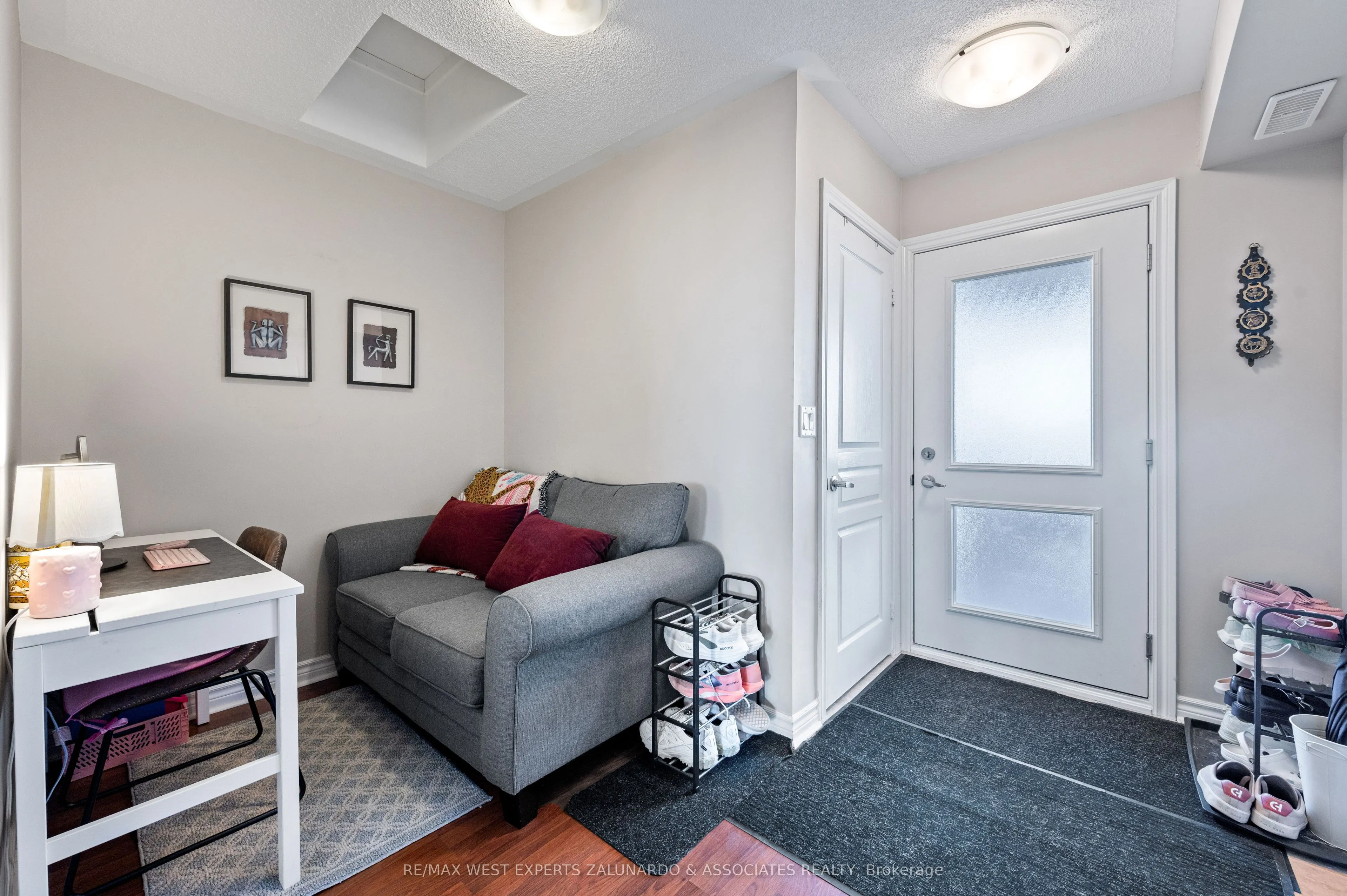8 Brandy Lane Drive, #305