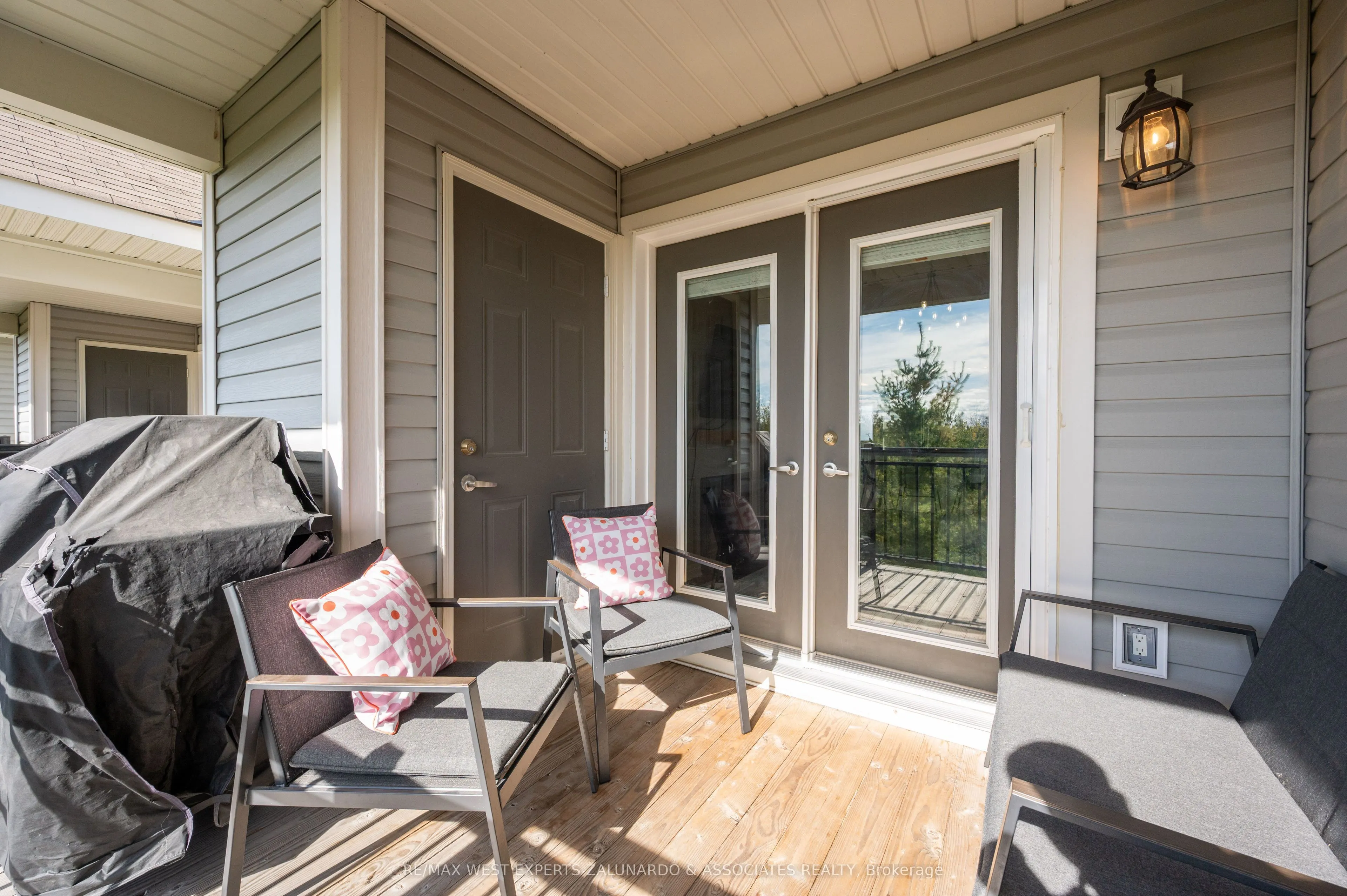 8 Brandy Lane Drive, #305