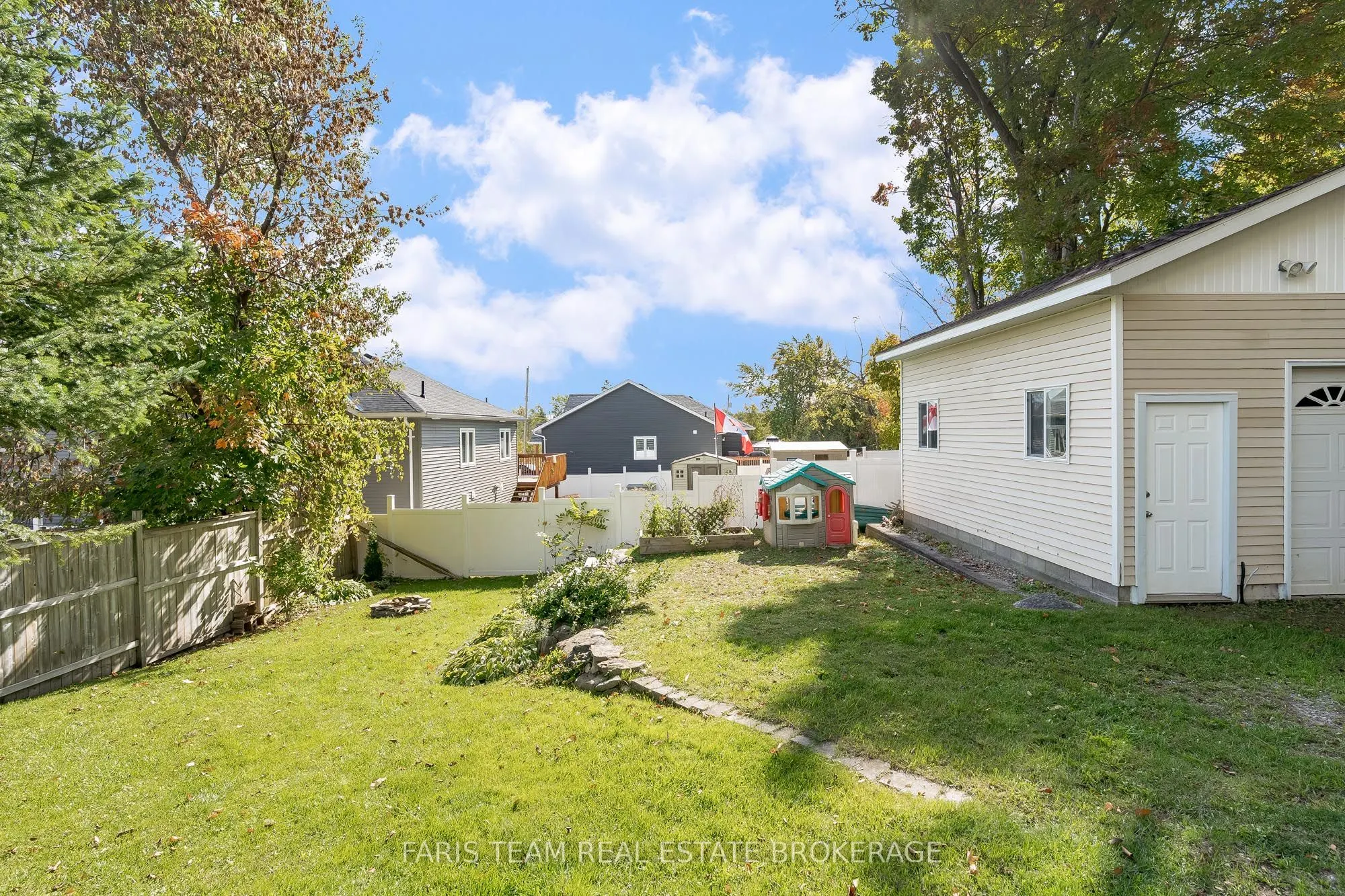427 Ann Street