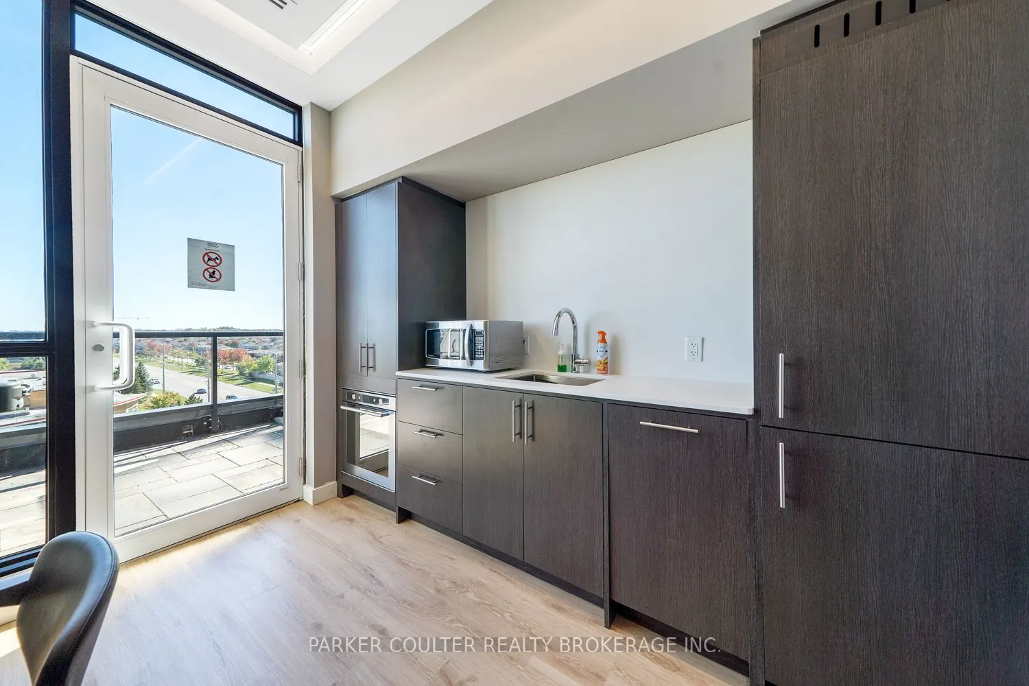 681 Yonge Street, #114