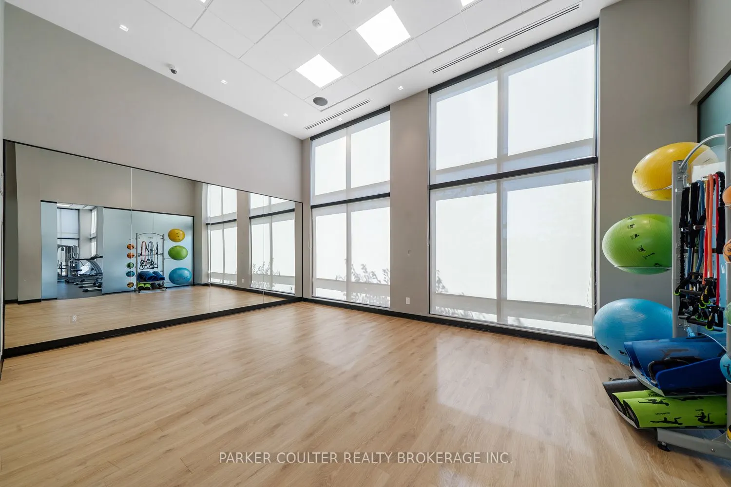 681 Yonge Street, #114