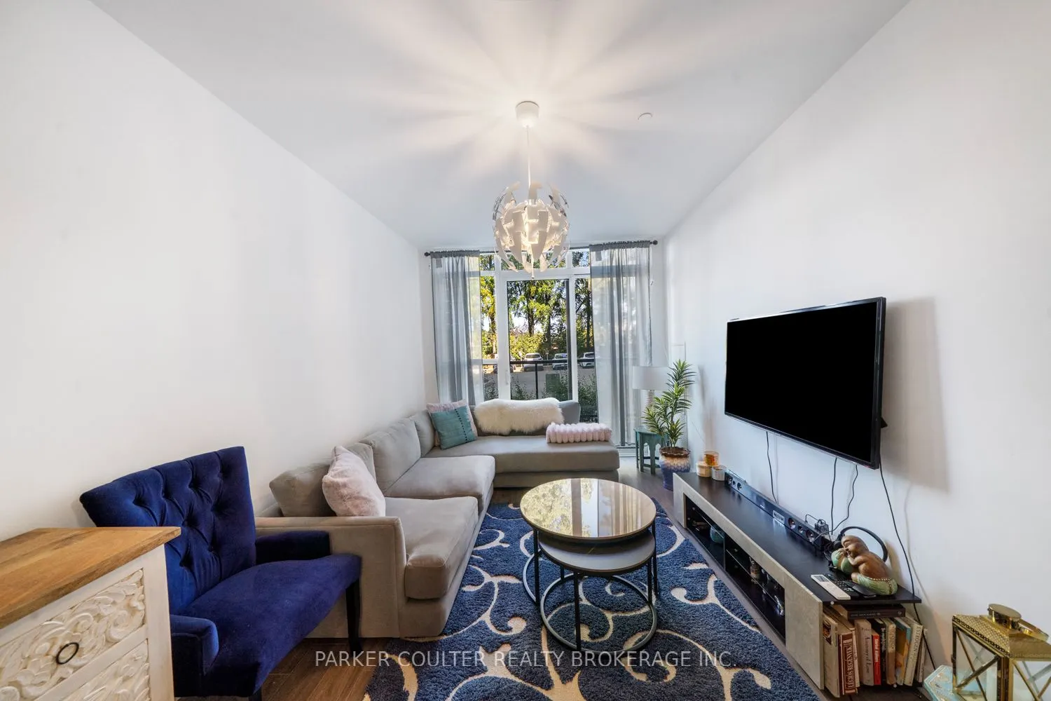 681 Yonge Street, #114