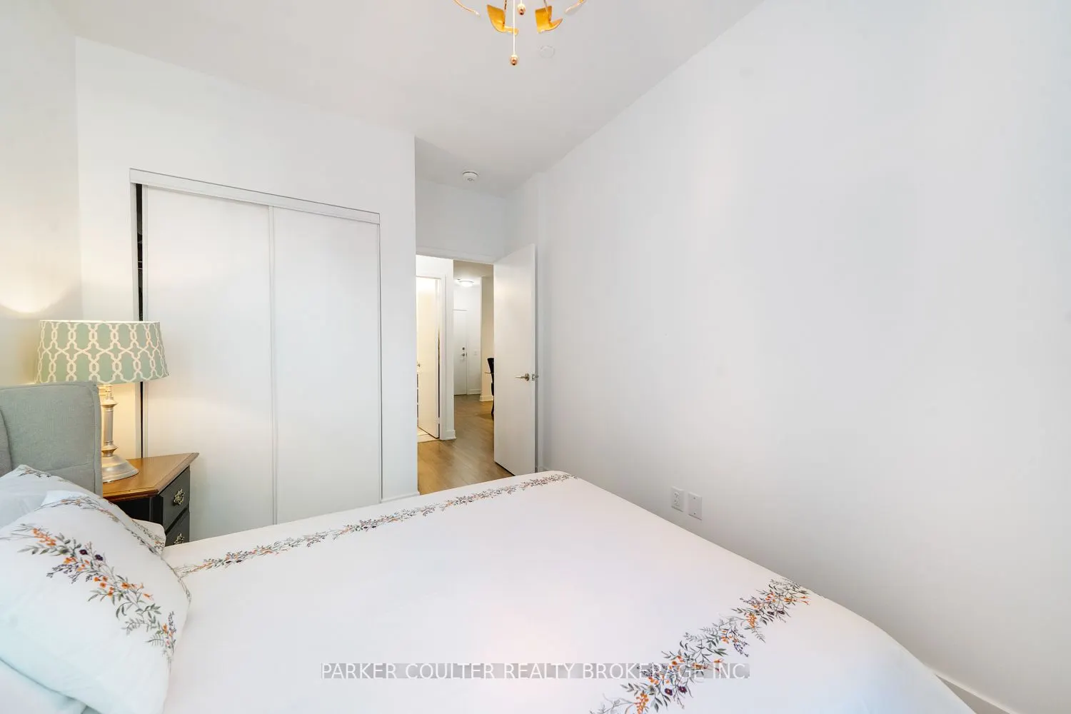 681 Yonge Street, #114