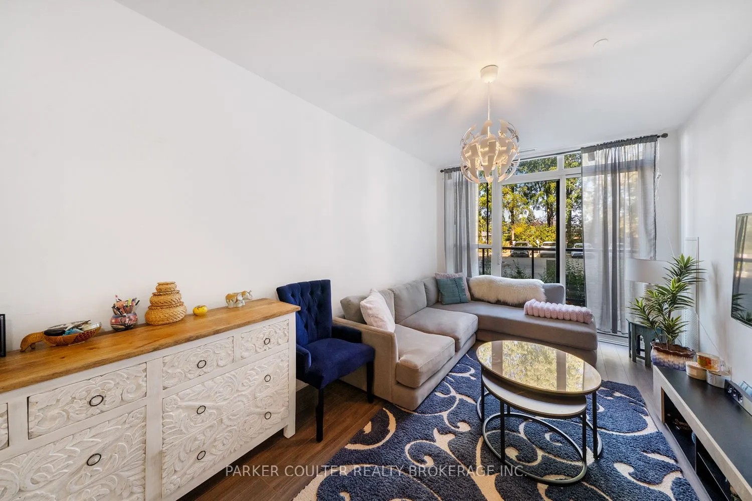 681 Yonge Street, #114