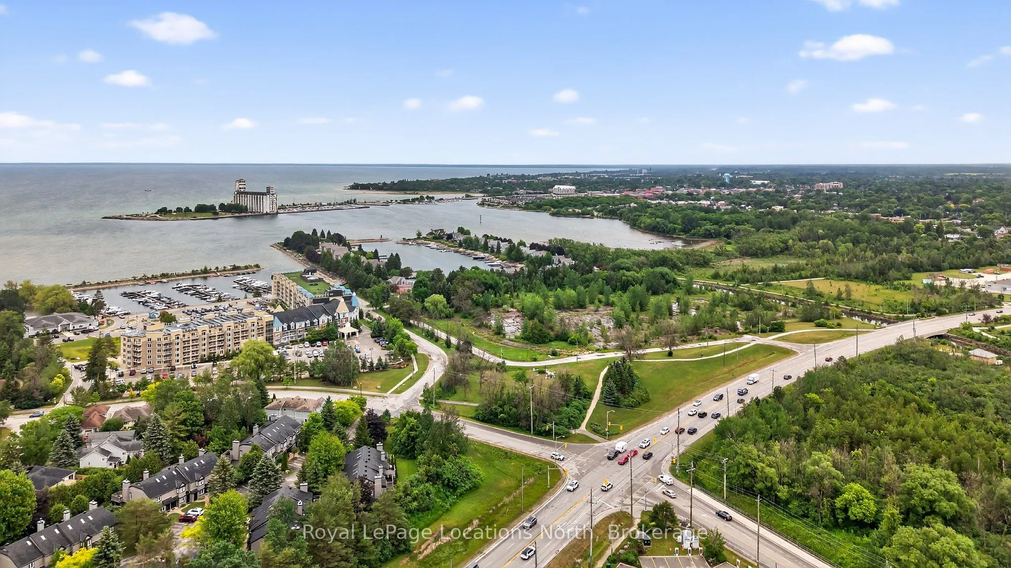 5 Dawson Drive, #305