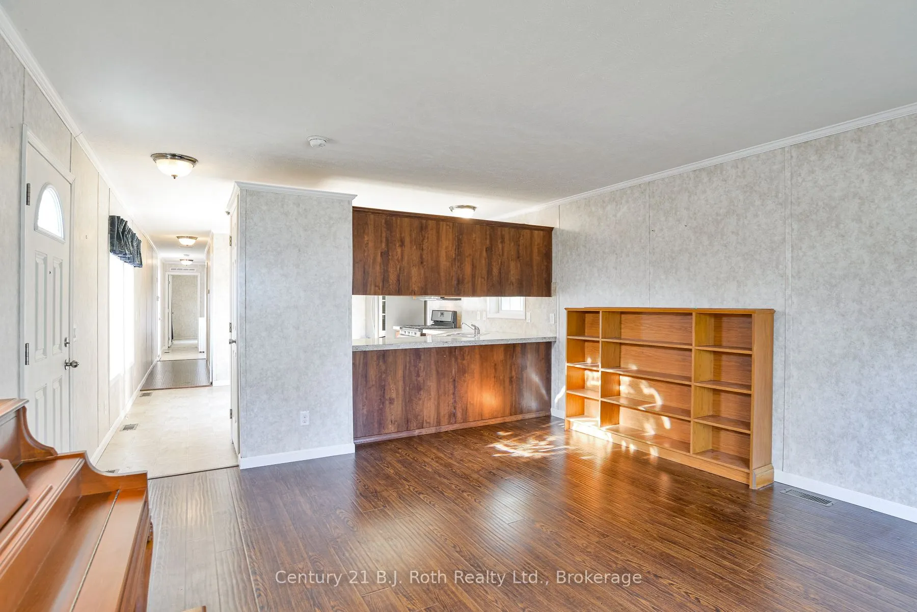 580 West Street S, #200