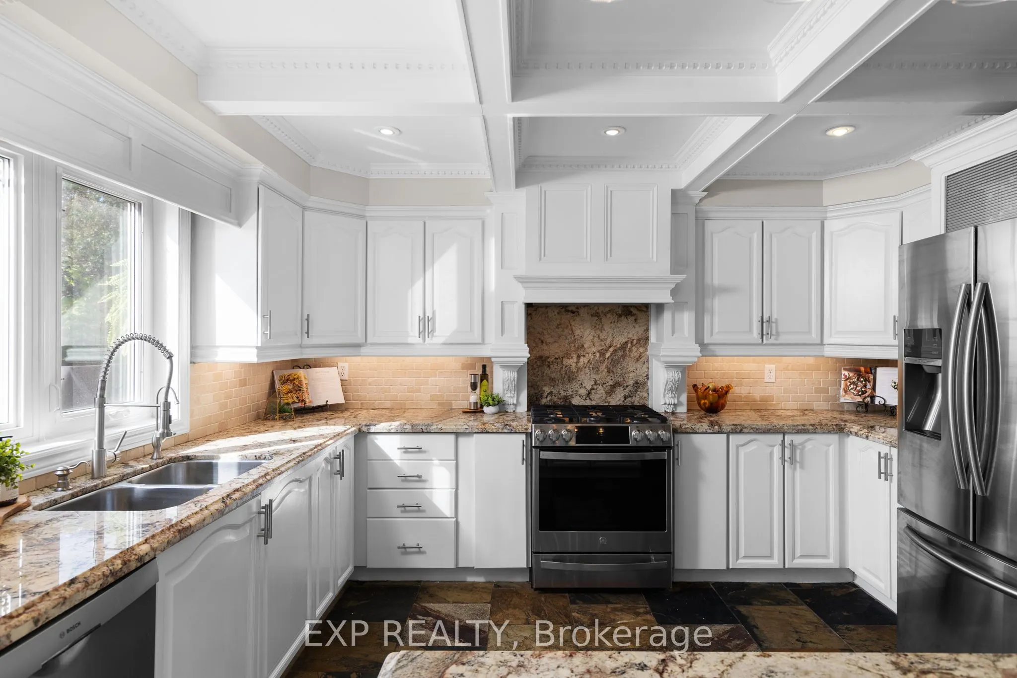 71 Cityview Circle