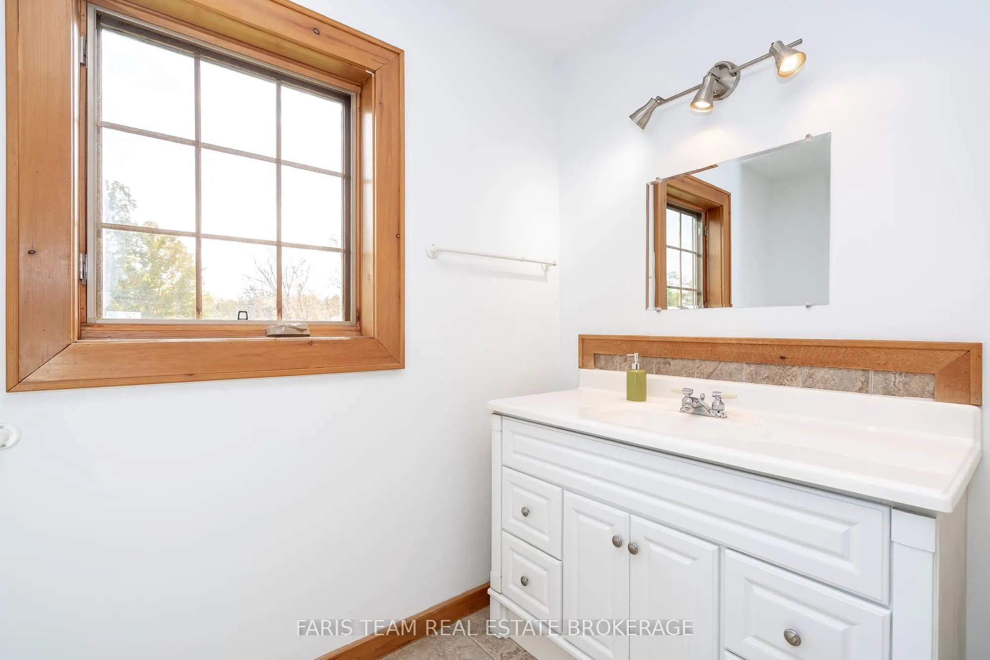 1309 Laughlin Falls Road