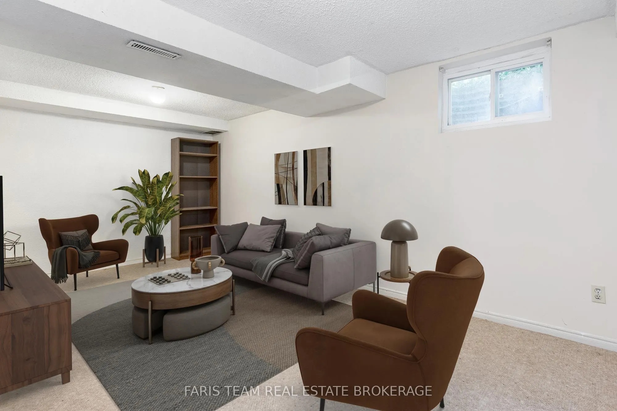 52 Adelaide Street, #7