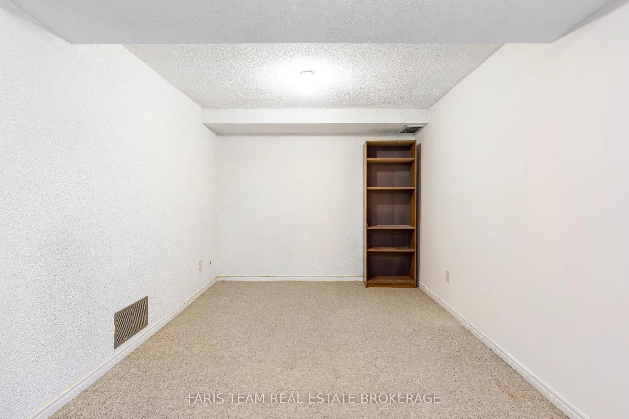 52 Adelaide Street, #7