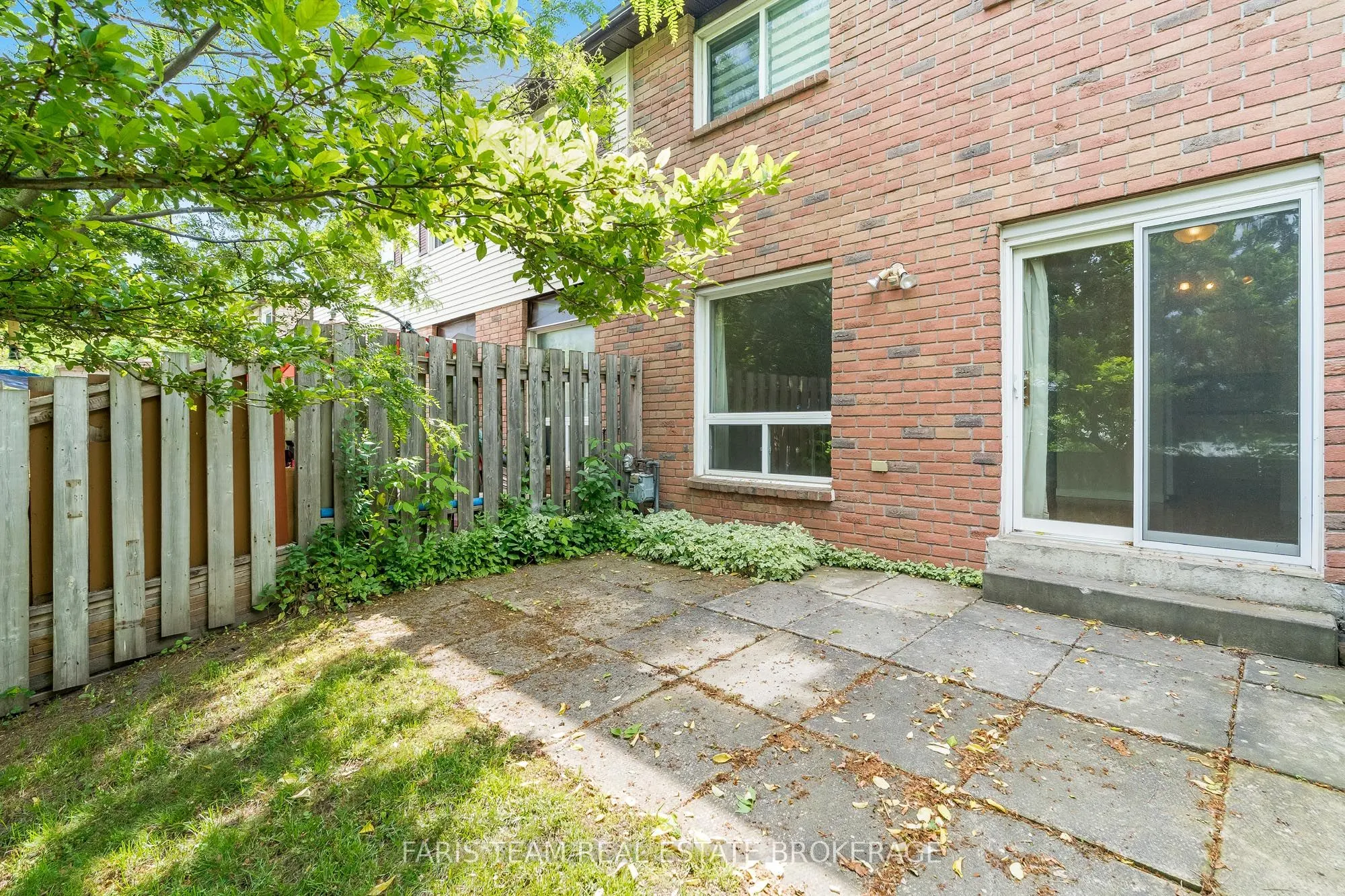 52 Adelaide Street, #7