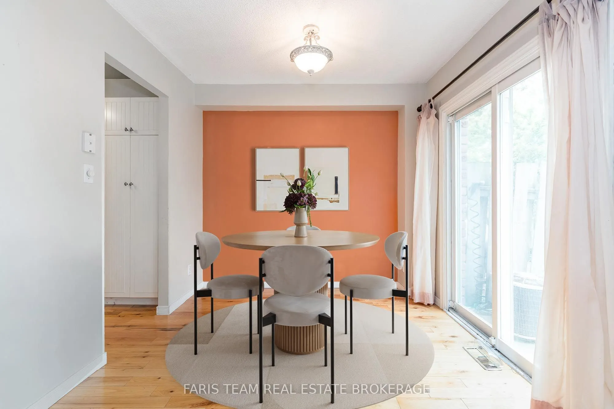 52 Adelaide Street, #7