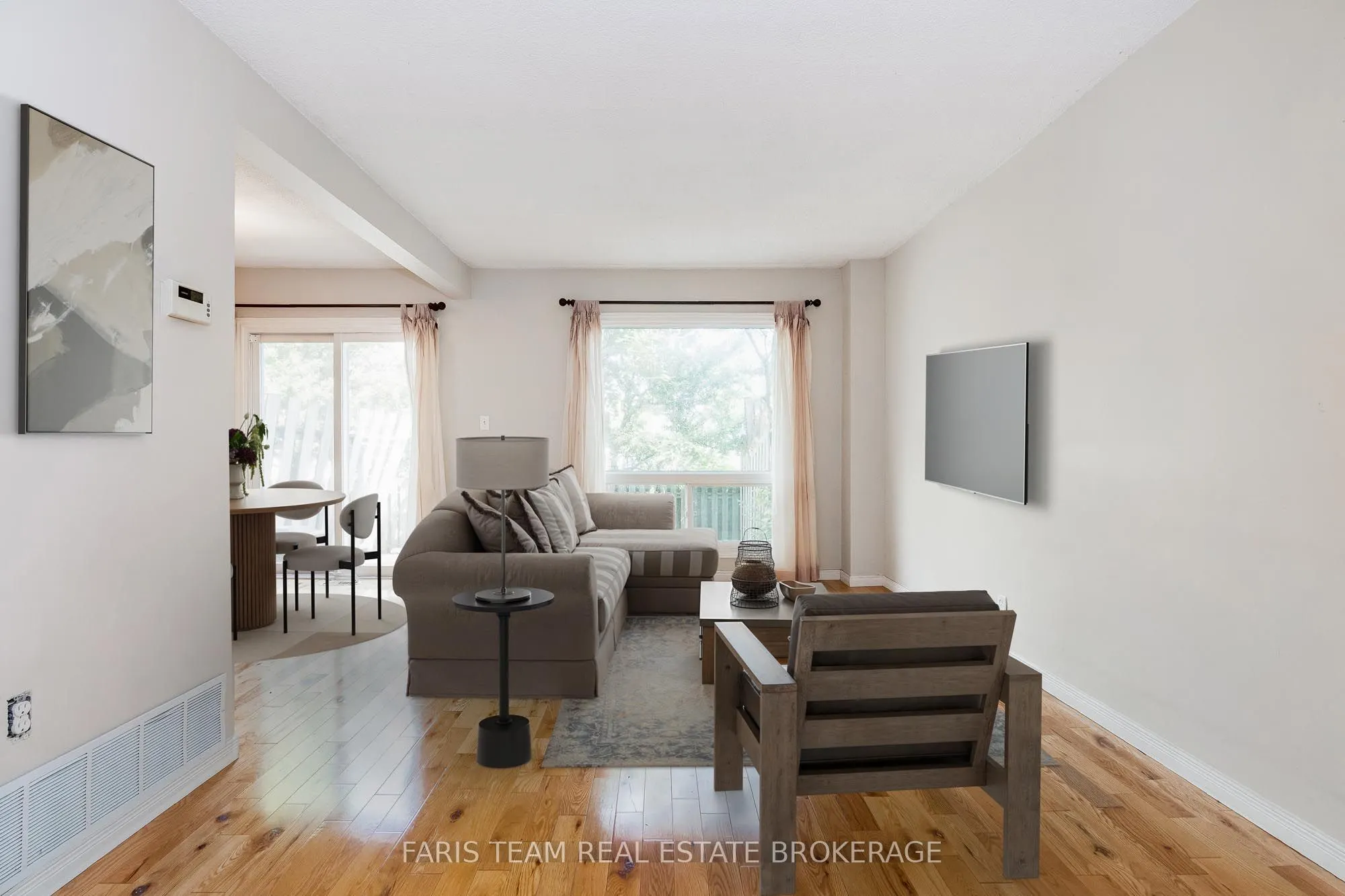 52 Adelaide Street, #7