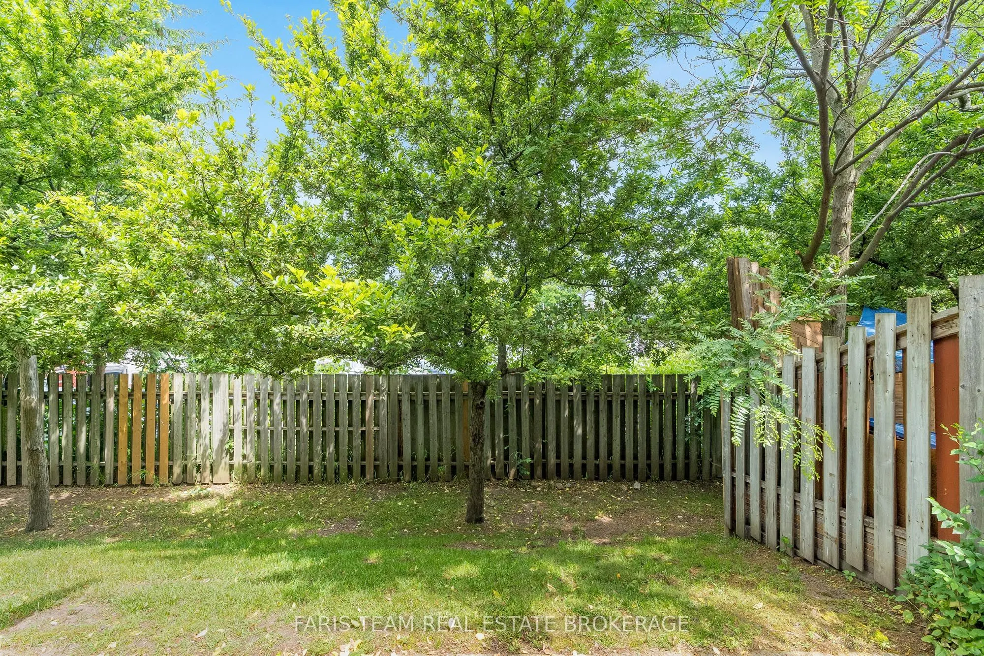 52 Adelaide Street, #7