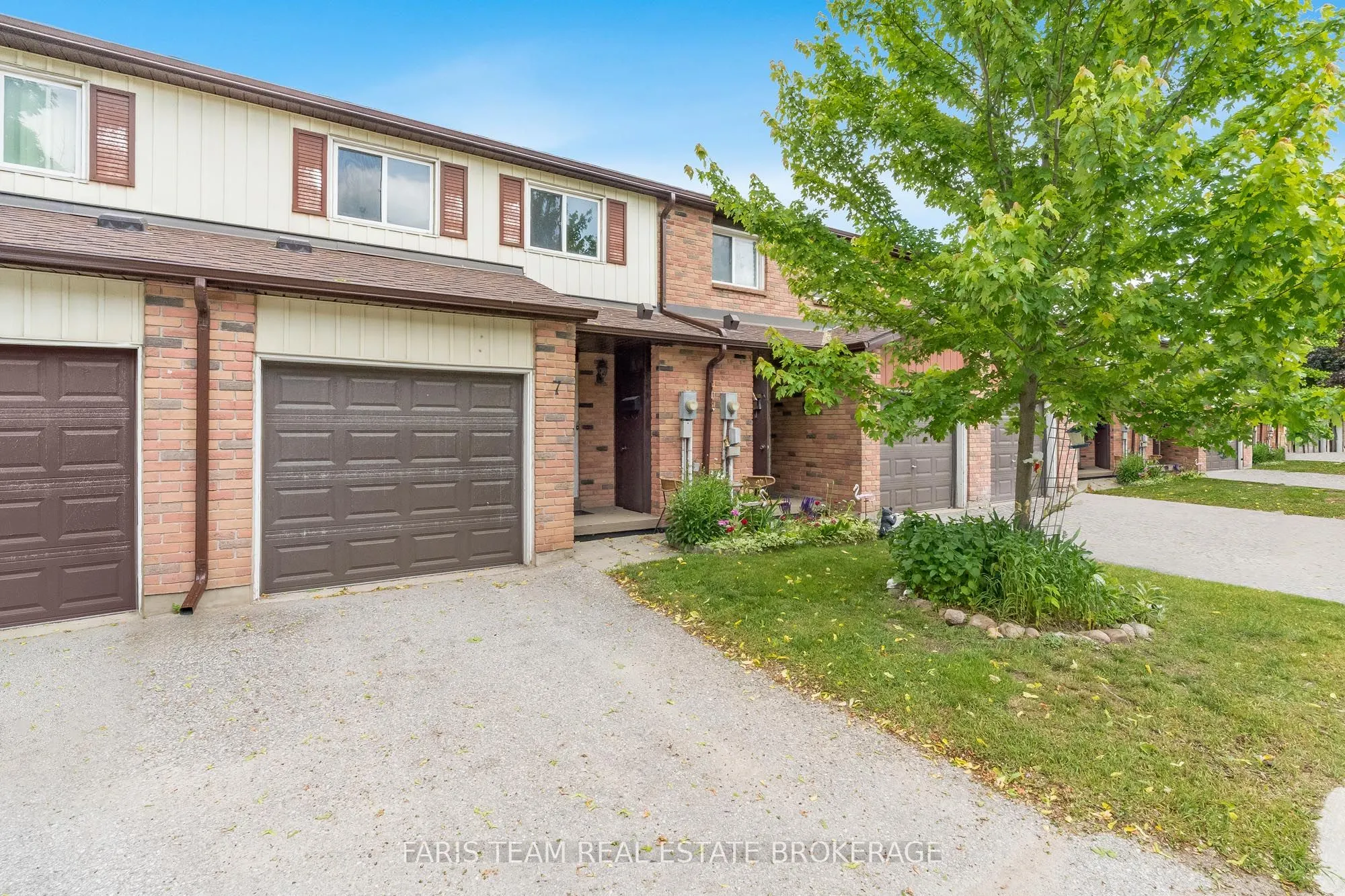 52 Adelaide Street, #7