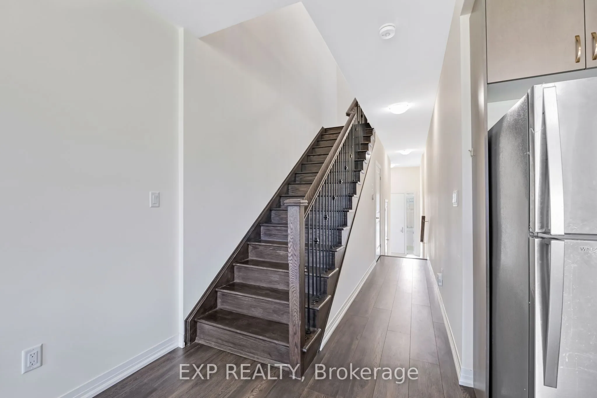 122 Turnberry Lane