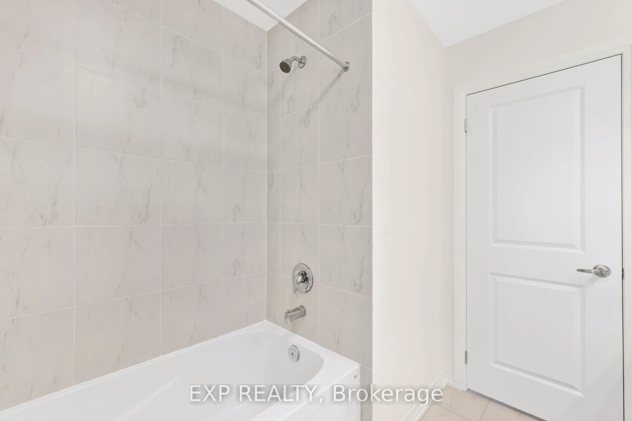 122 Turnberry Lane