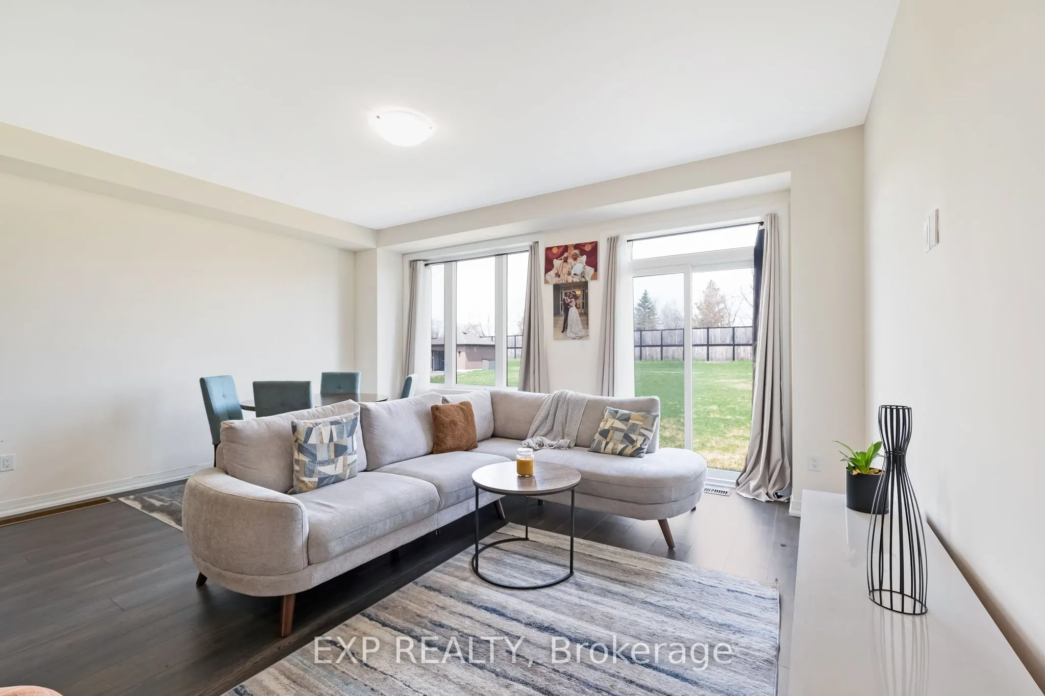 122 Turnberry Lane
