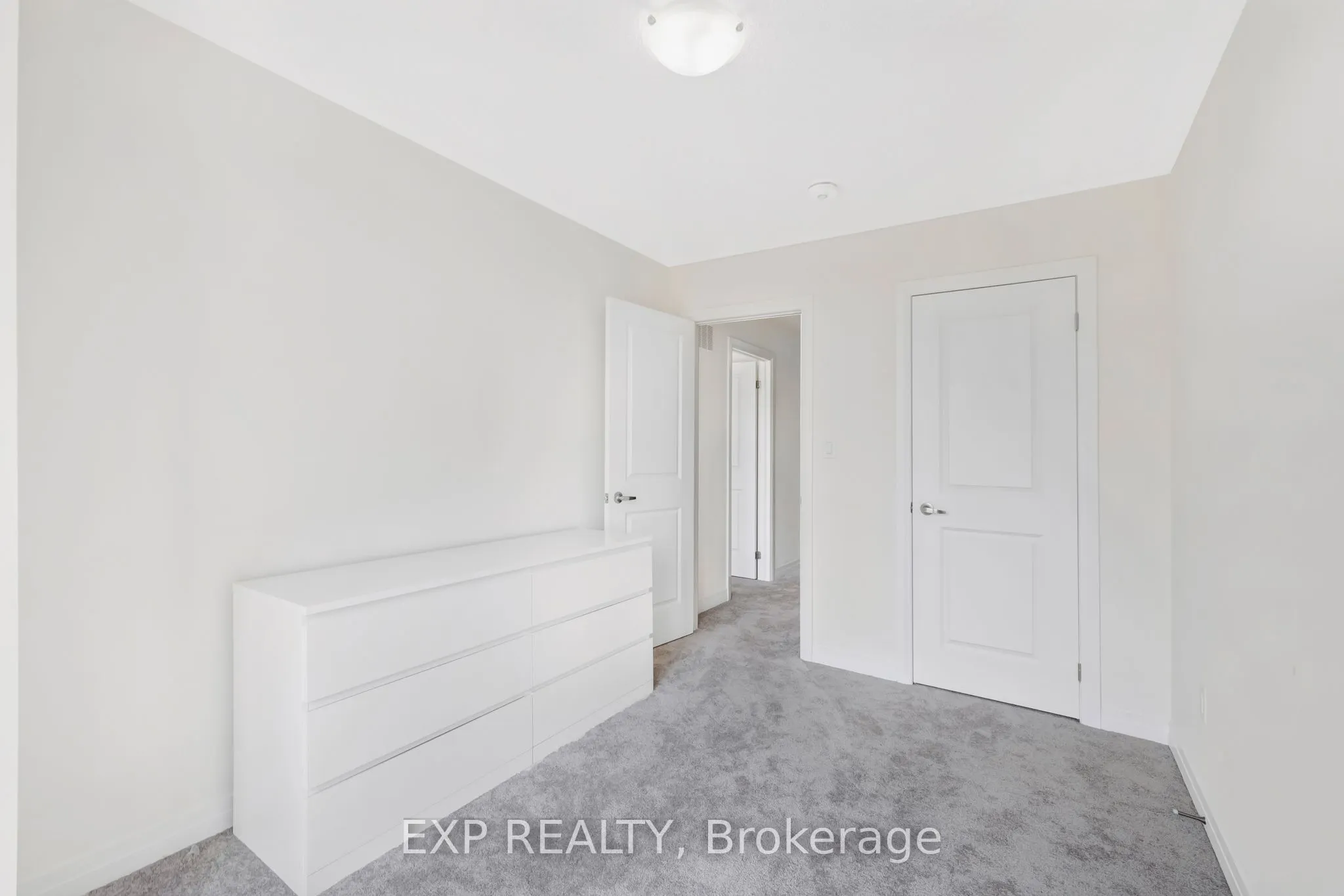 122 Turnberry Lane