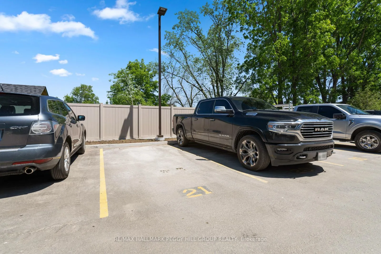 681 Yonge Street, #502