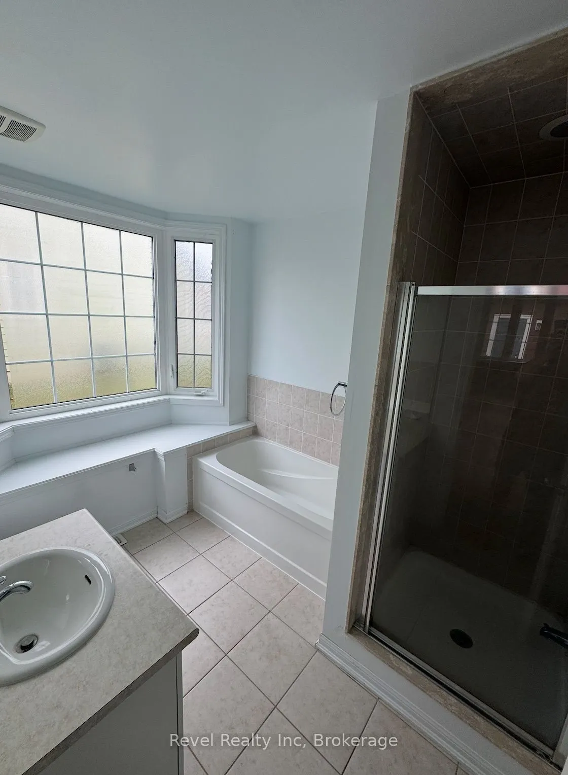 21 VILLAGE GATE Drive, #29