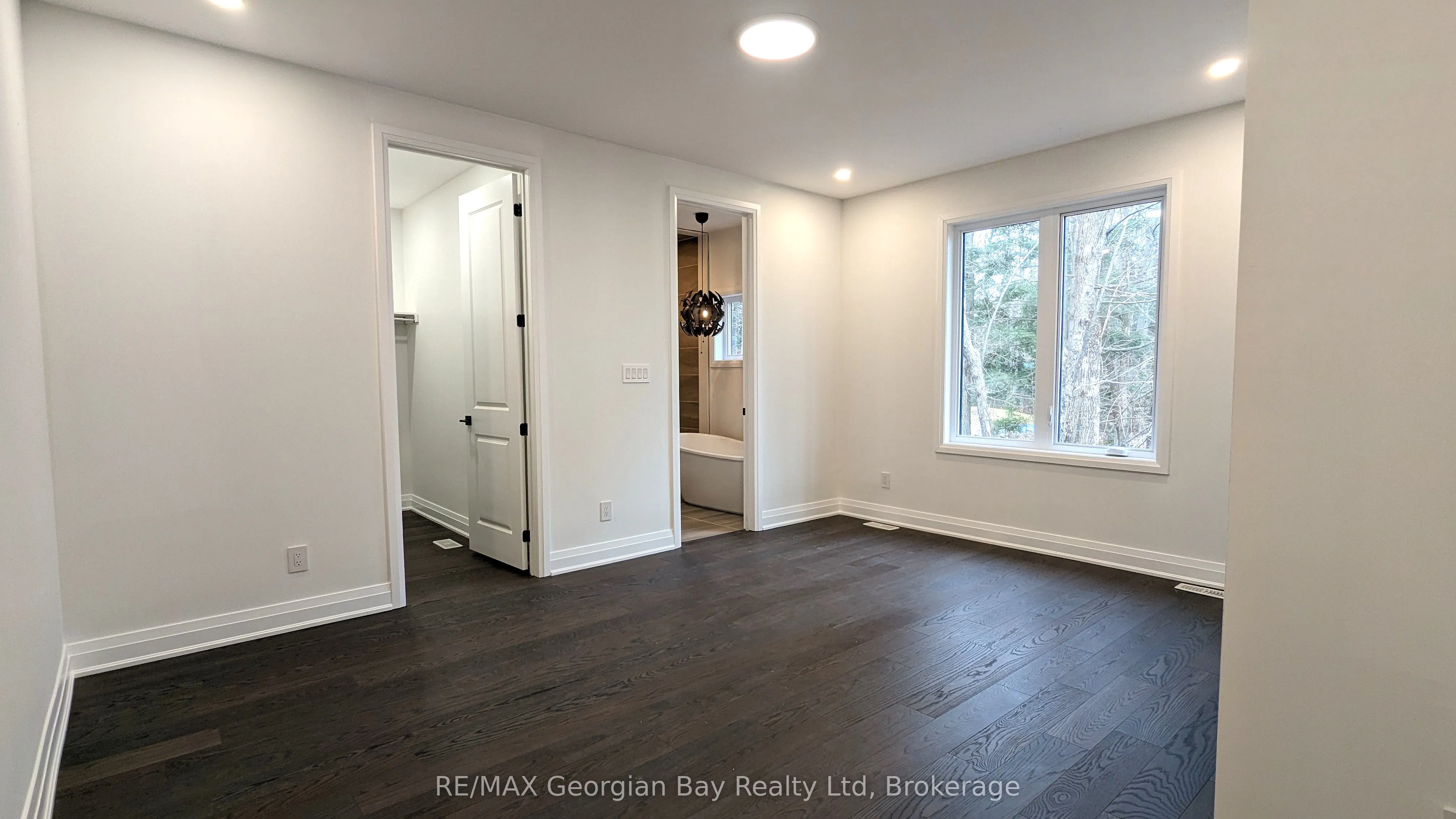 29 Rue Camille Road