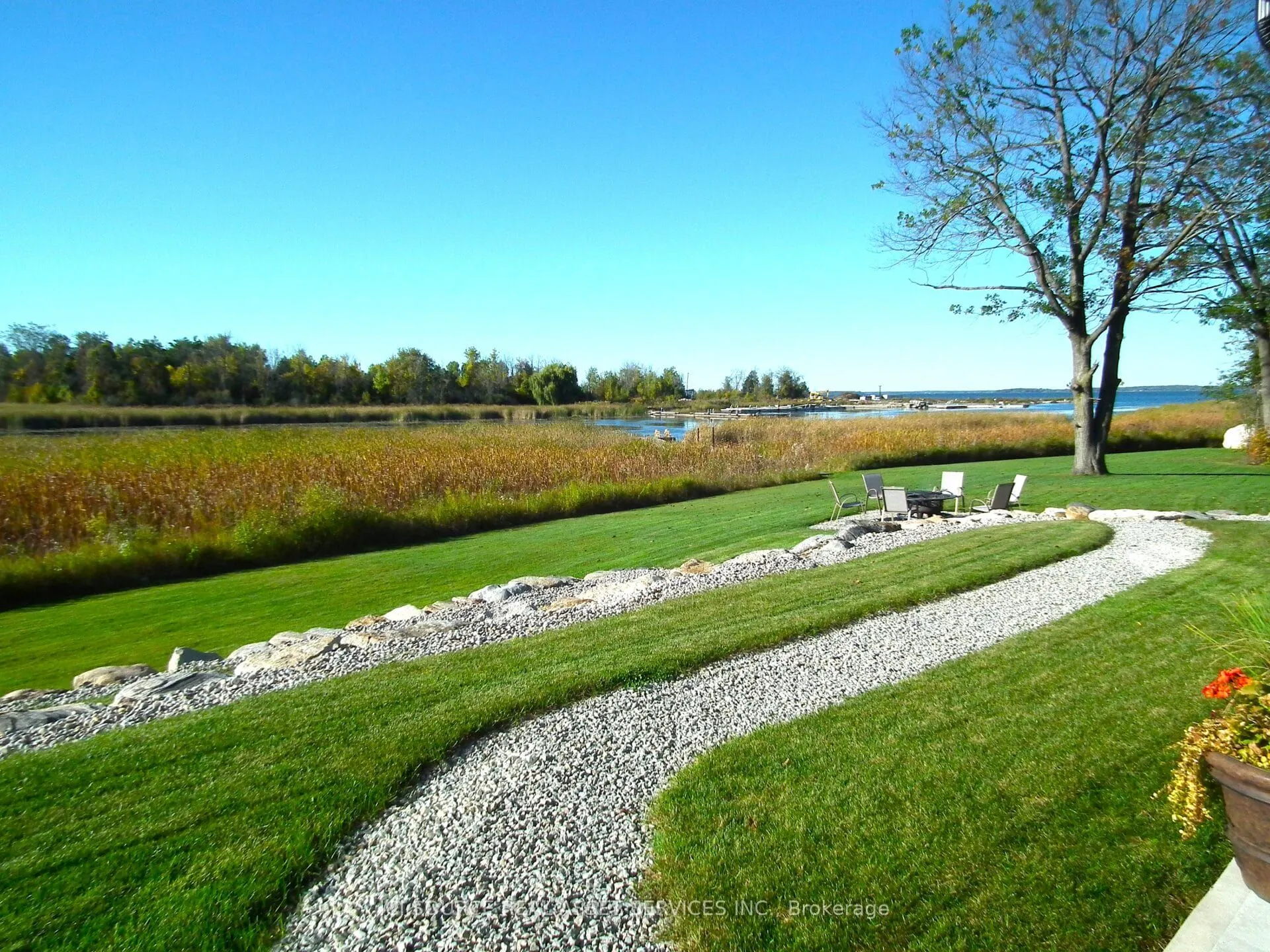 18 Swan Lane