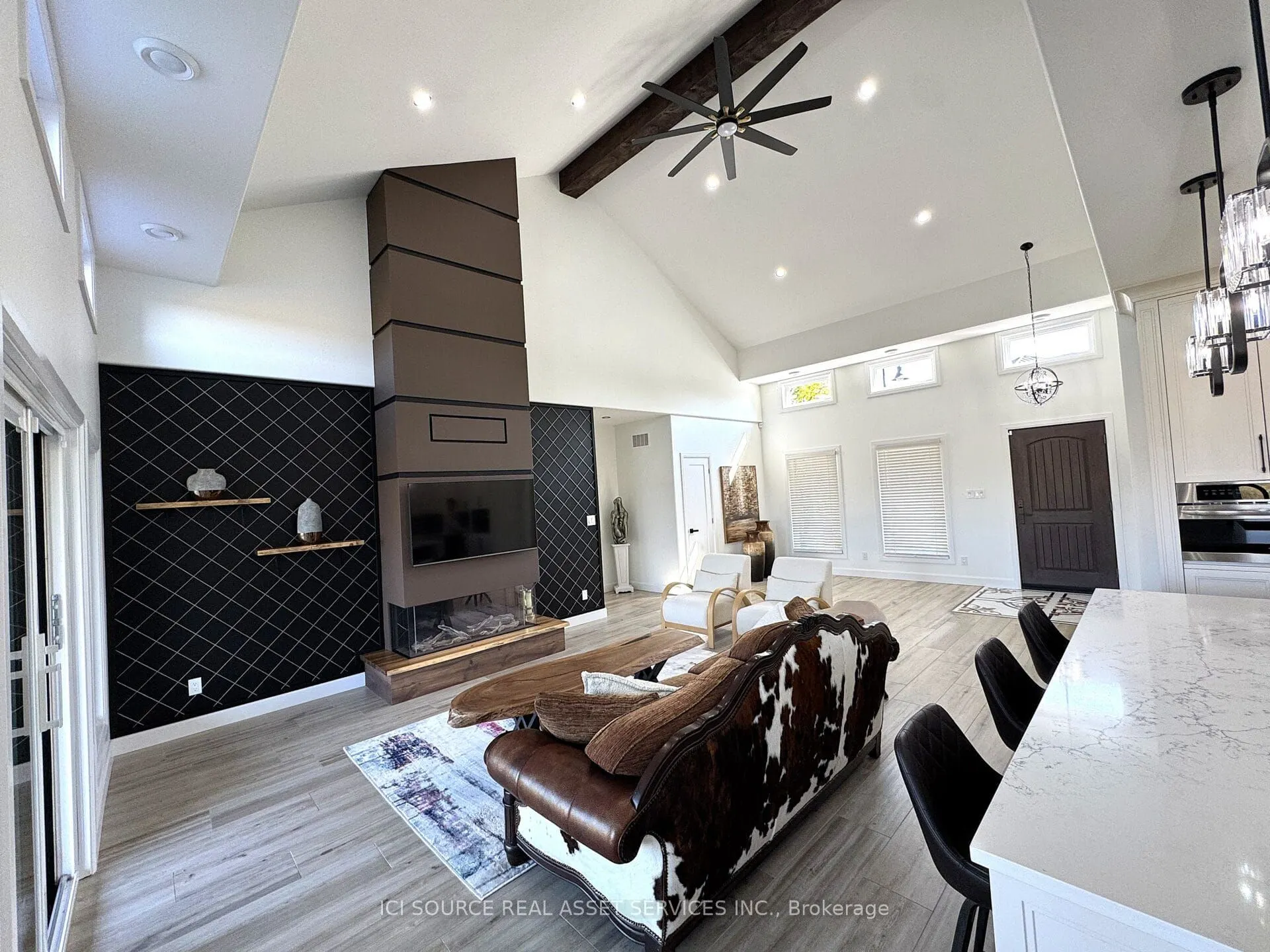 18 Swan Lane
