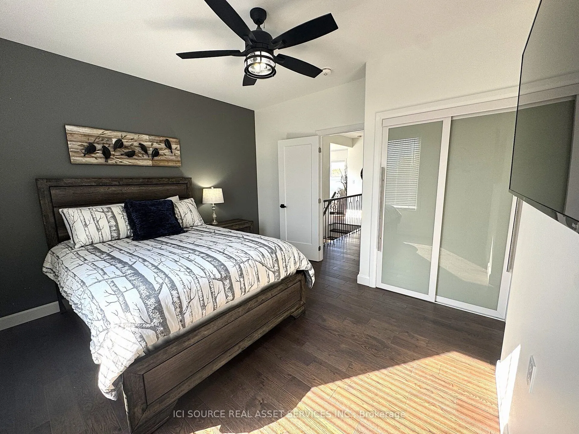18 Swan Lane