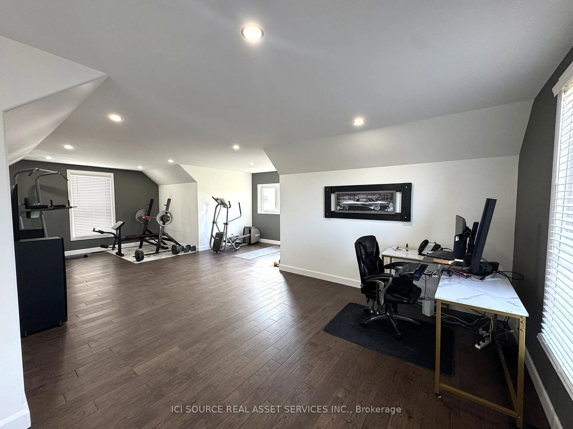 18 Swan Lane