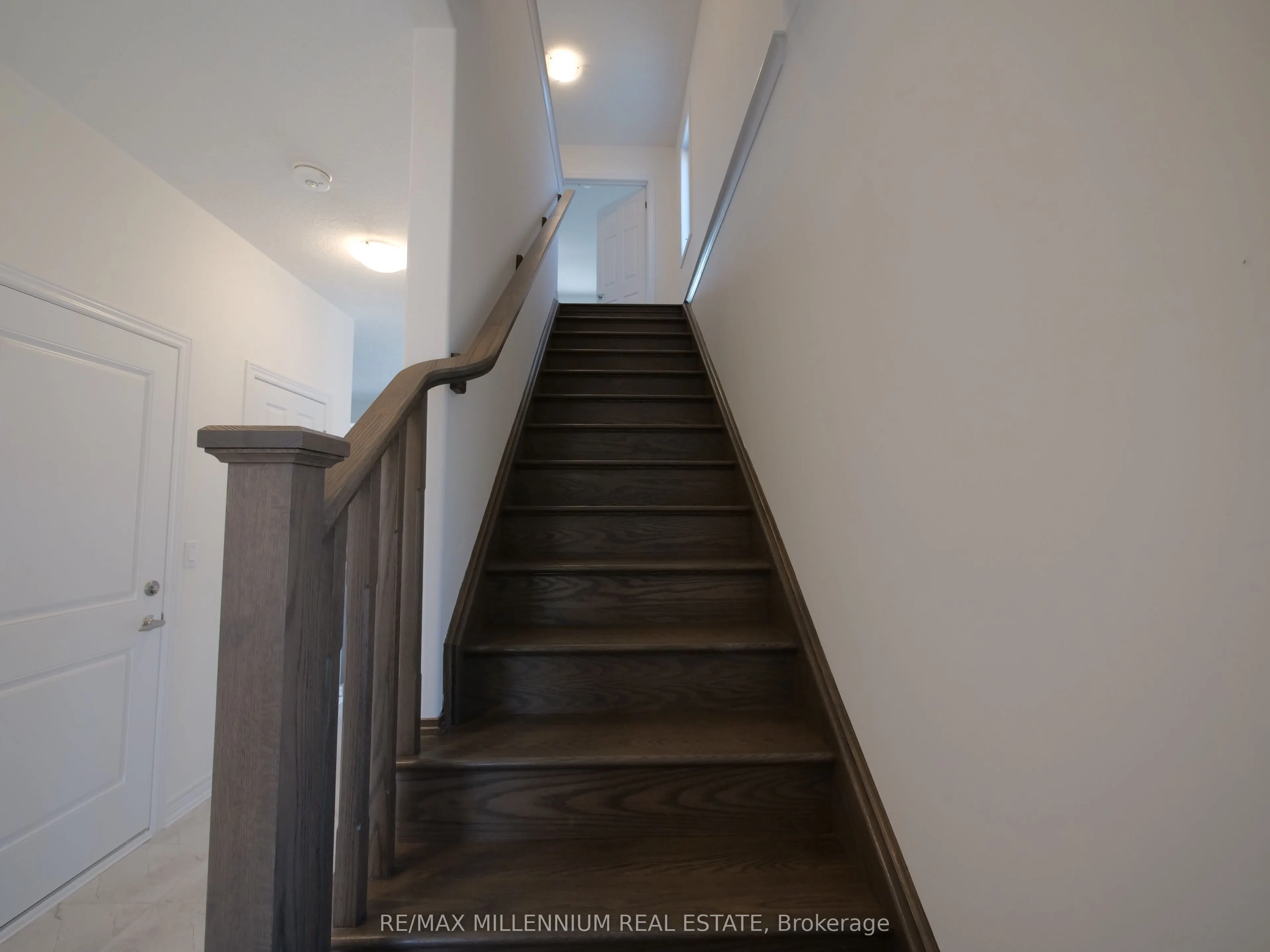 4 Shipley Avenue S
