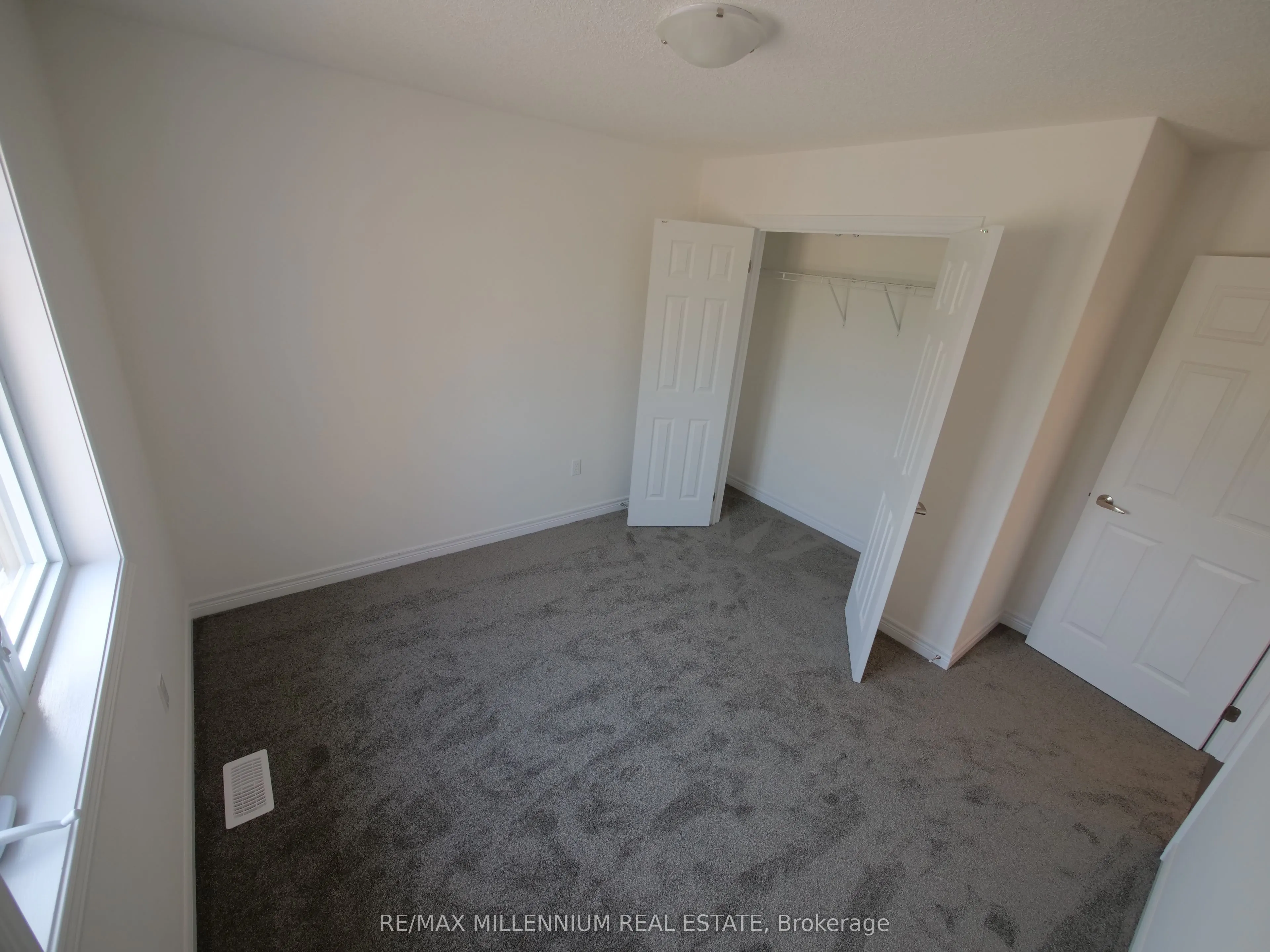 4 Shipley Avenue S