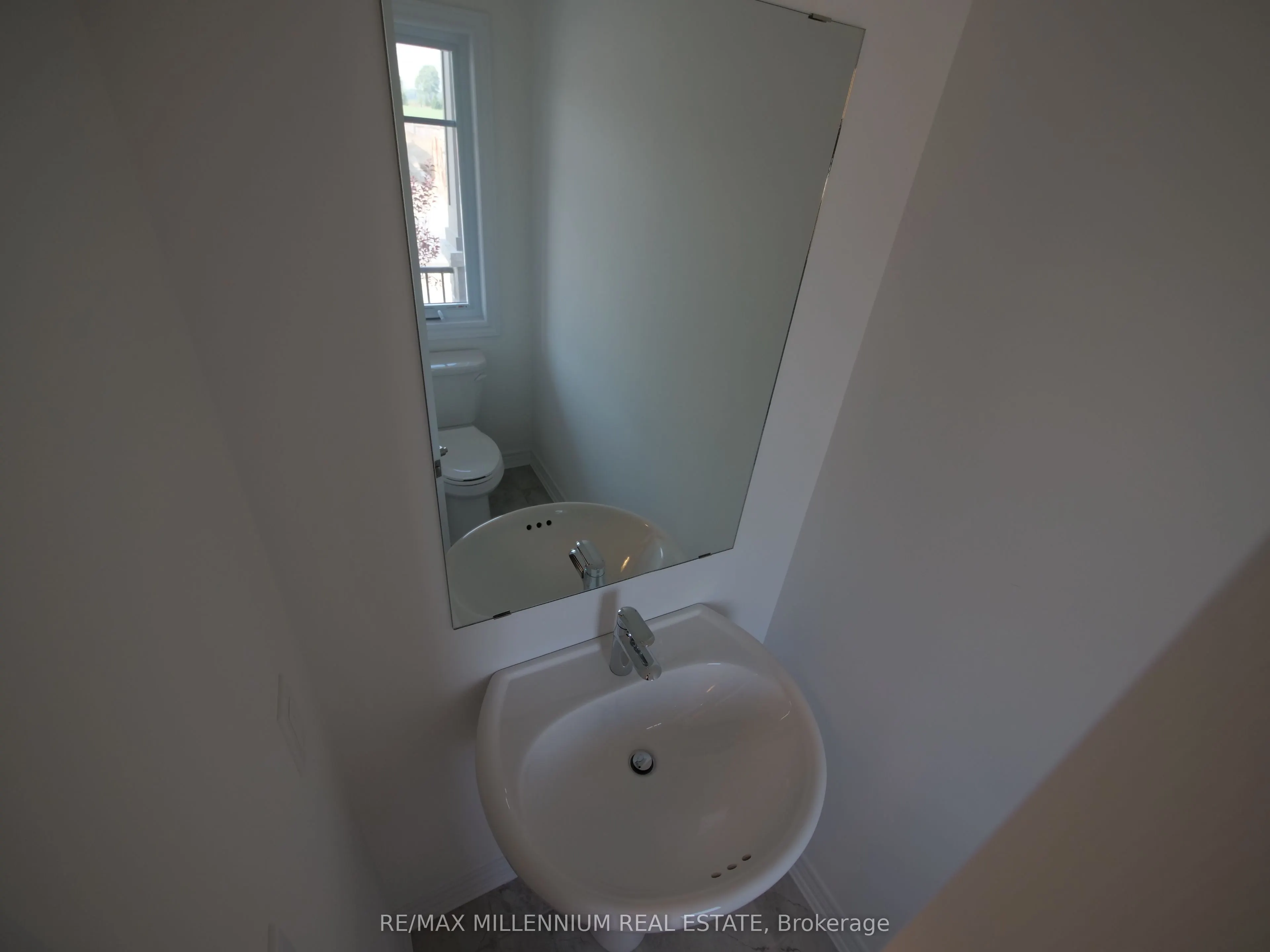 4 Shipley Avenue S
