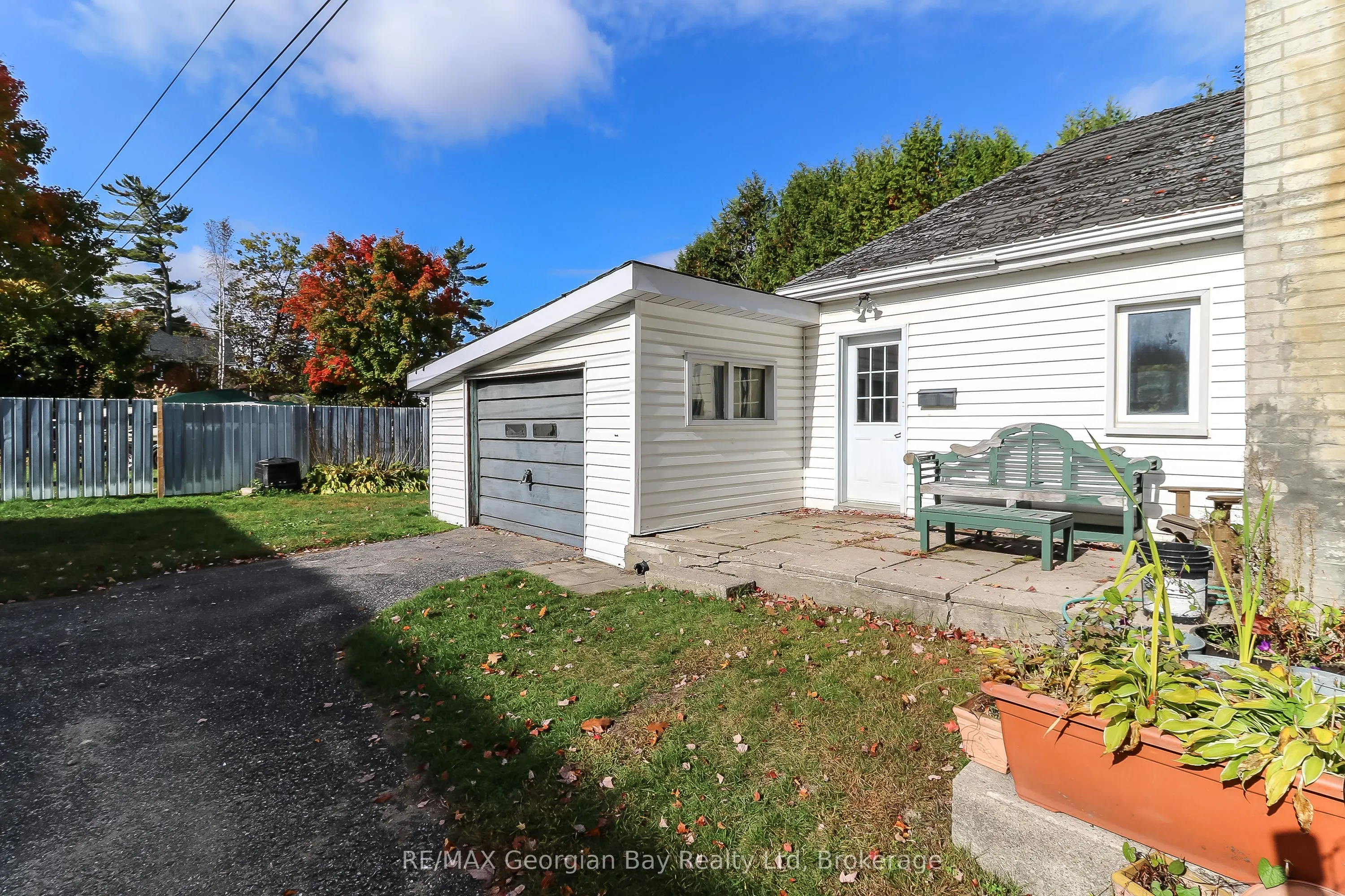 456 Queen Street