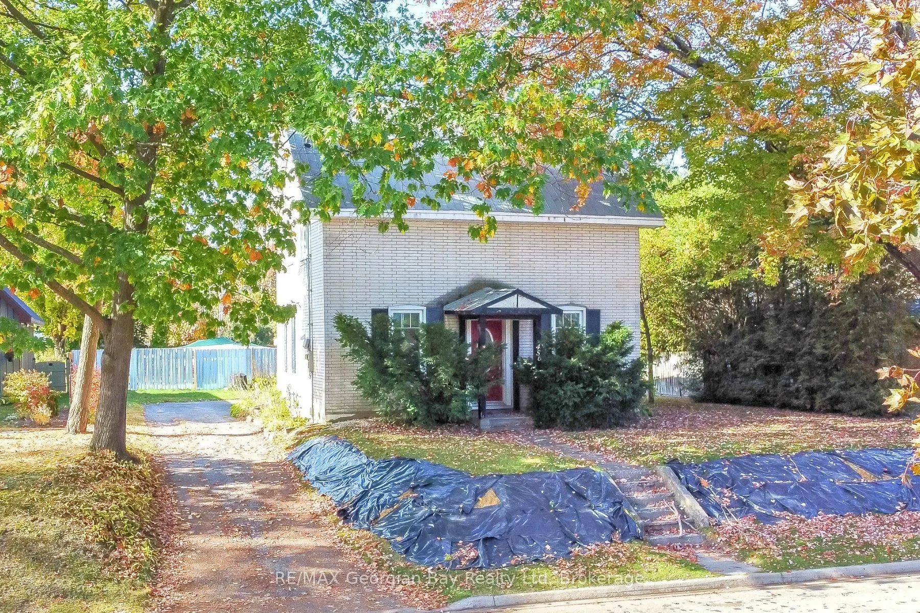 456 Queen Street