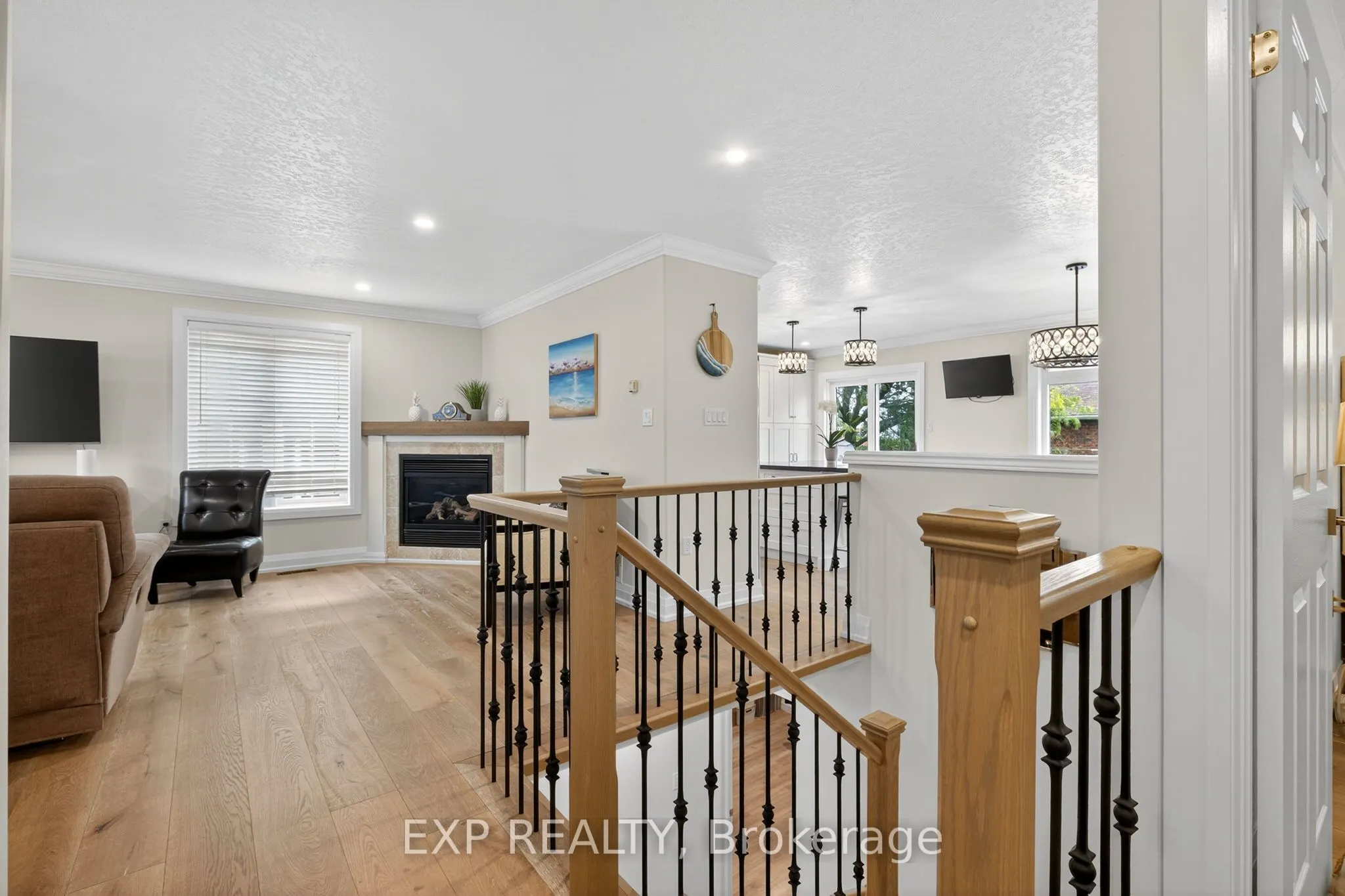 7 Pacific Avenue