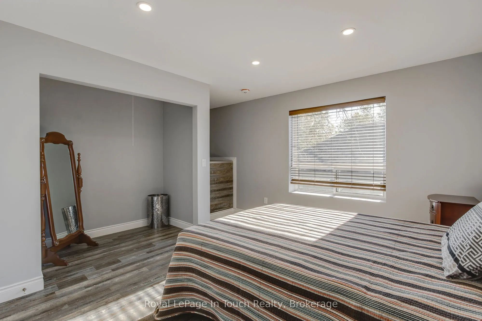 142 Duck Bay Road