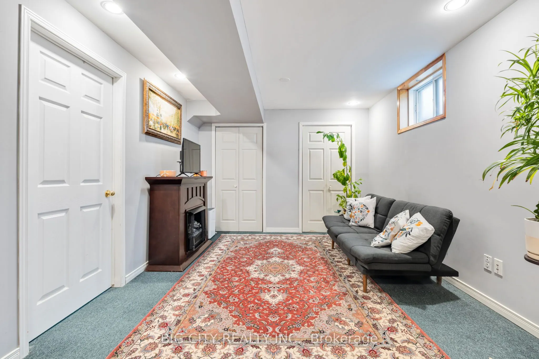 87 Wessenger Drive