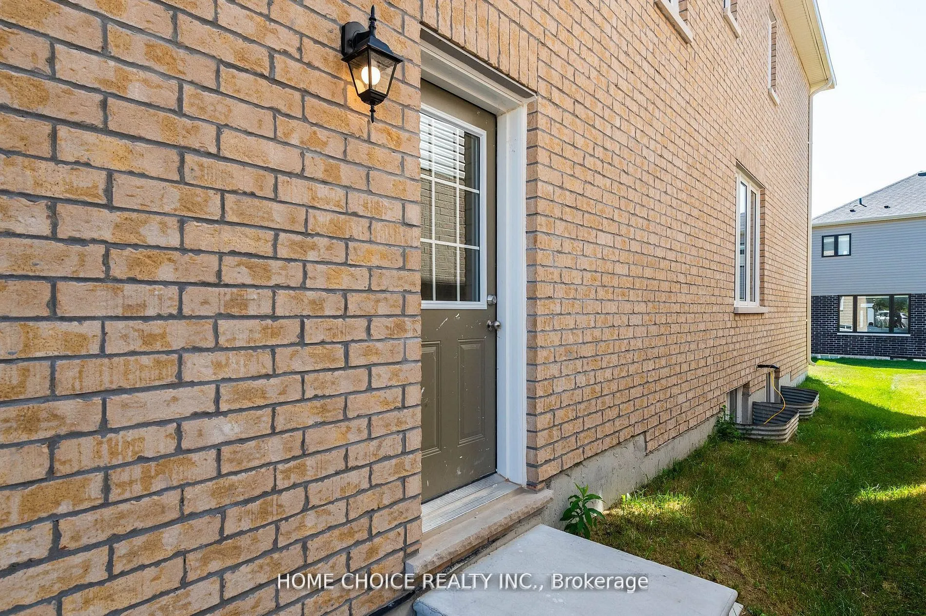 143 Terry Fox Drive, #Basement
