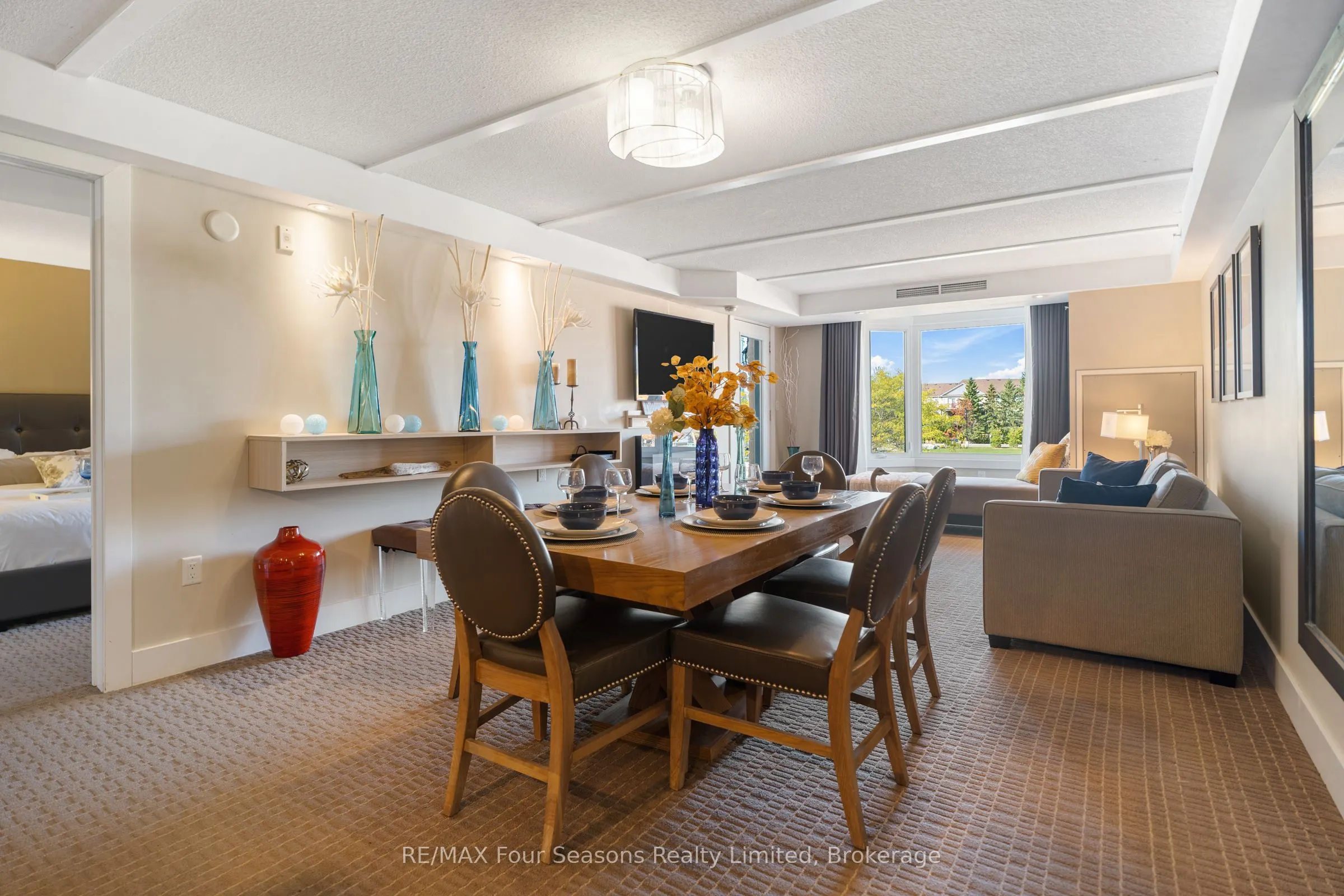 9 Harbour Street E, #6210/6212