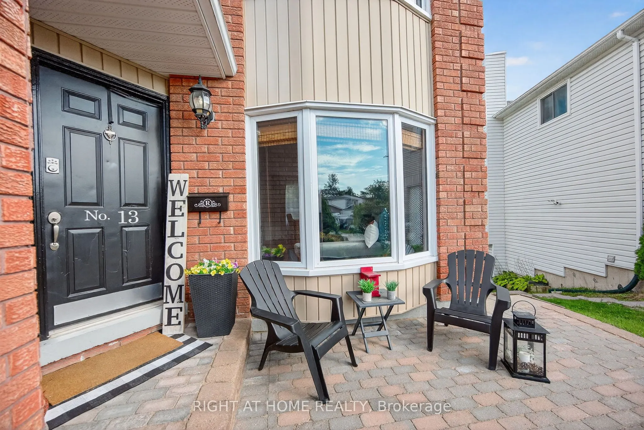 13 Orwell Crescent
