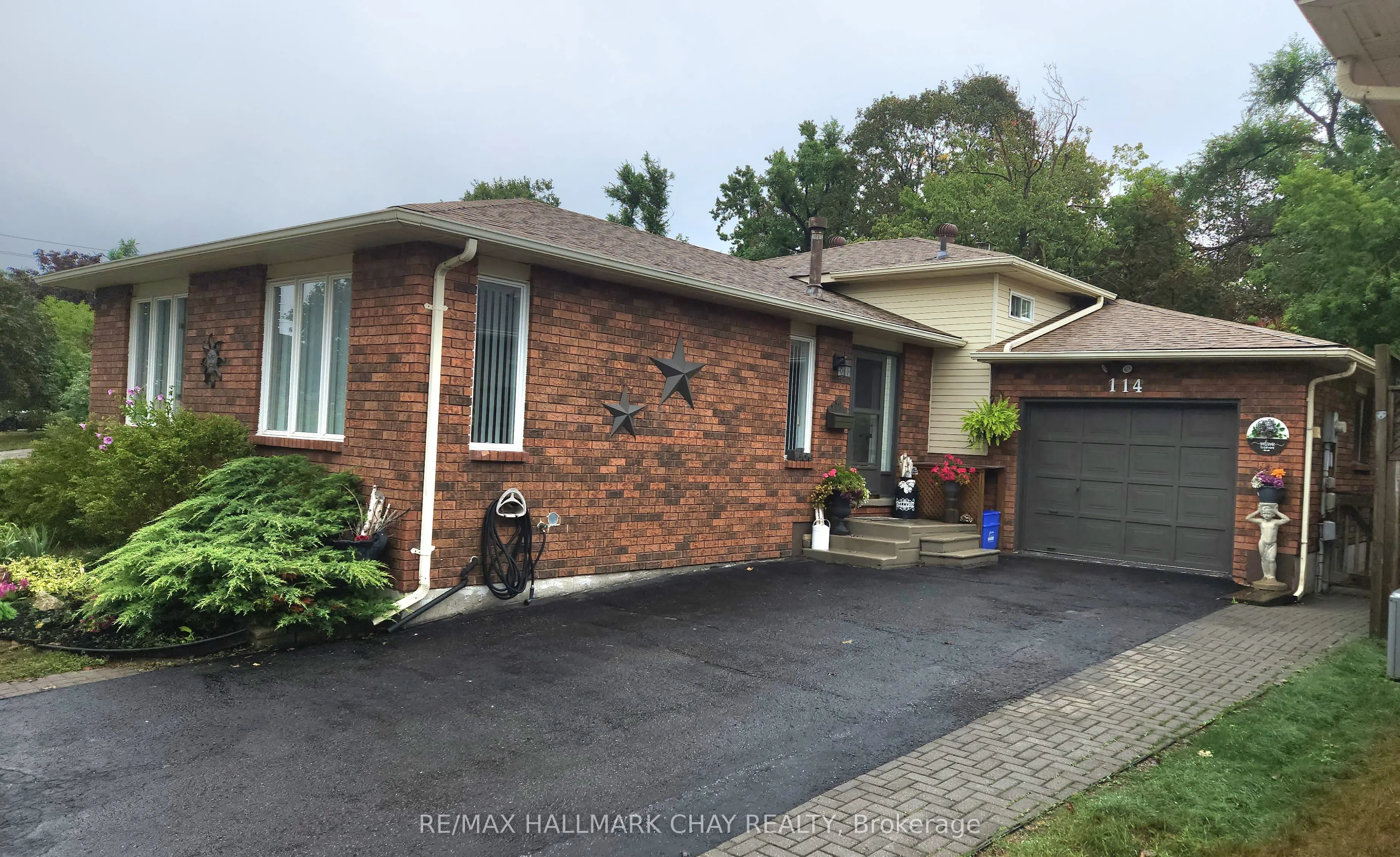 114 Chieftain Crescent
