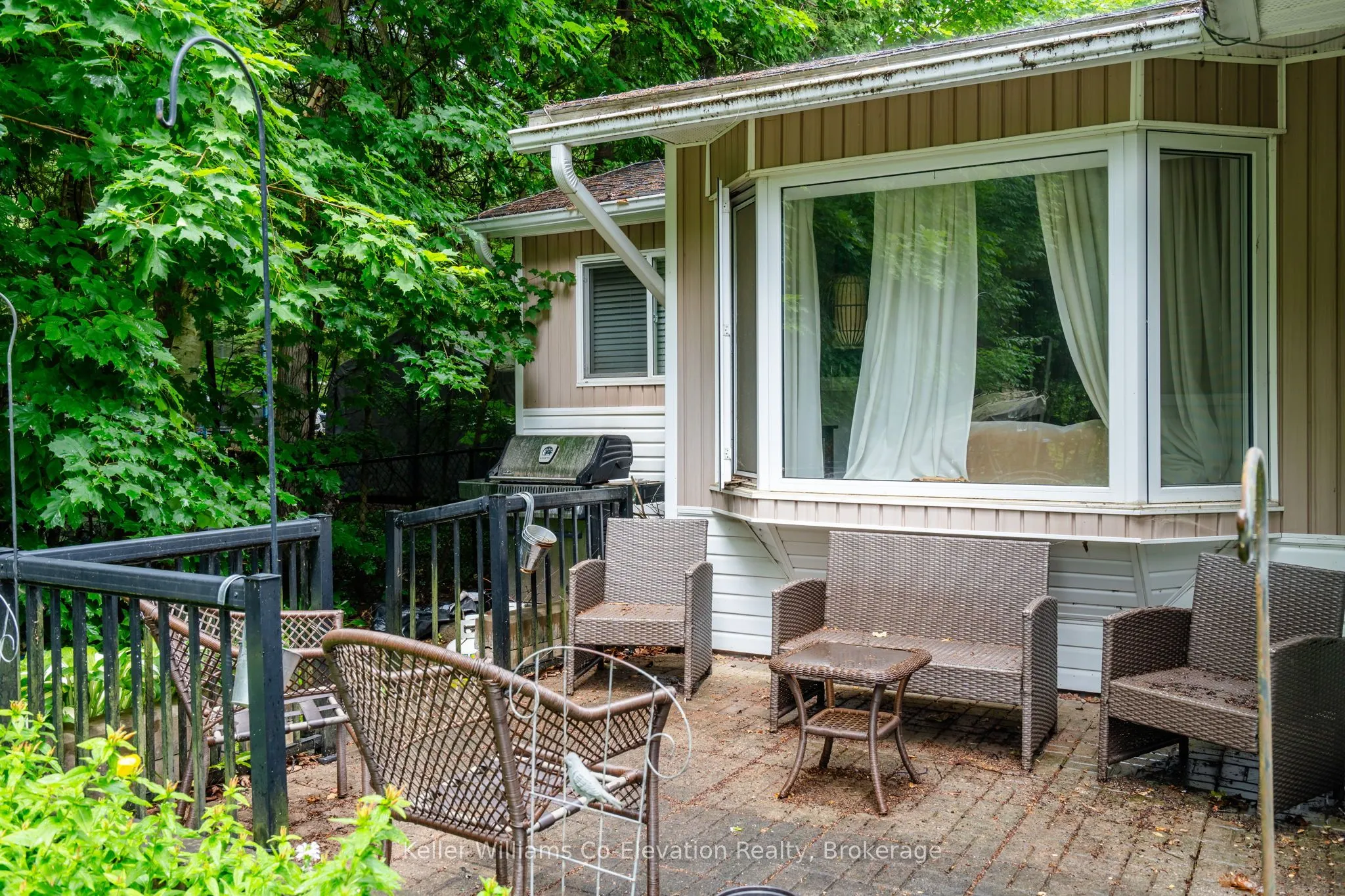 137 OLIVER Drive