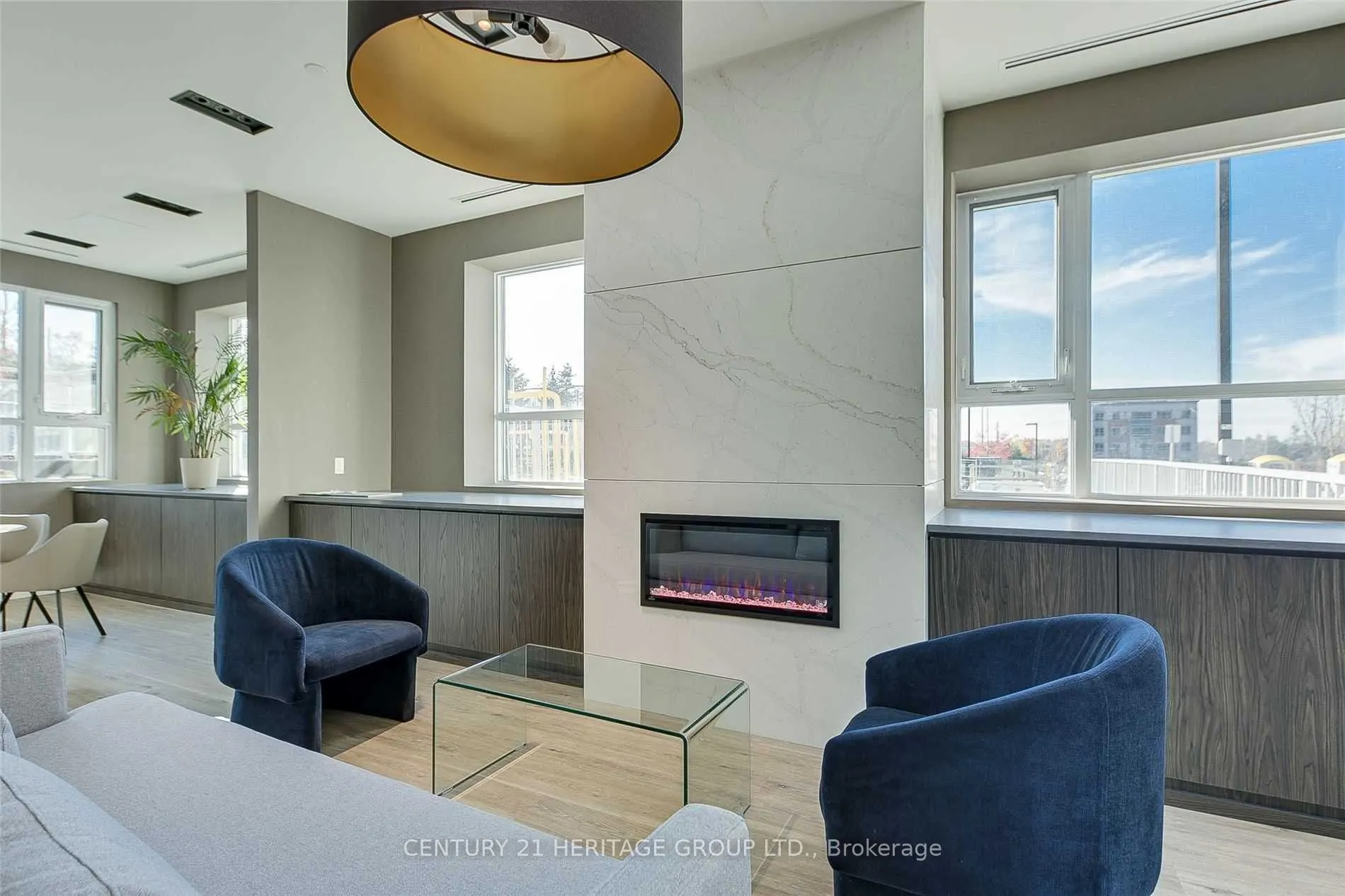 58 Lakeside Terrace, #808