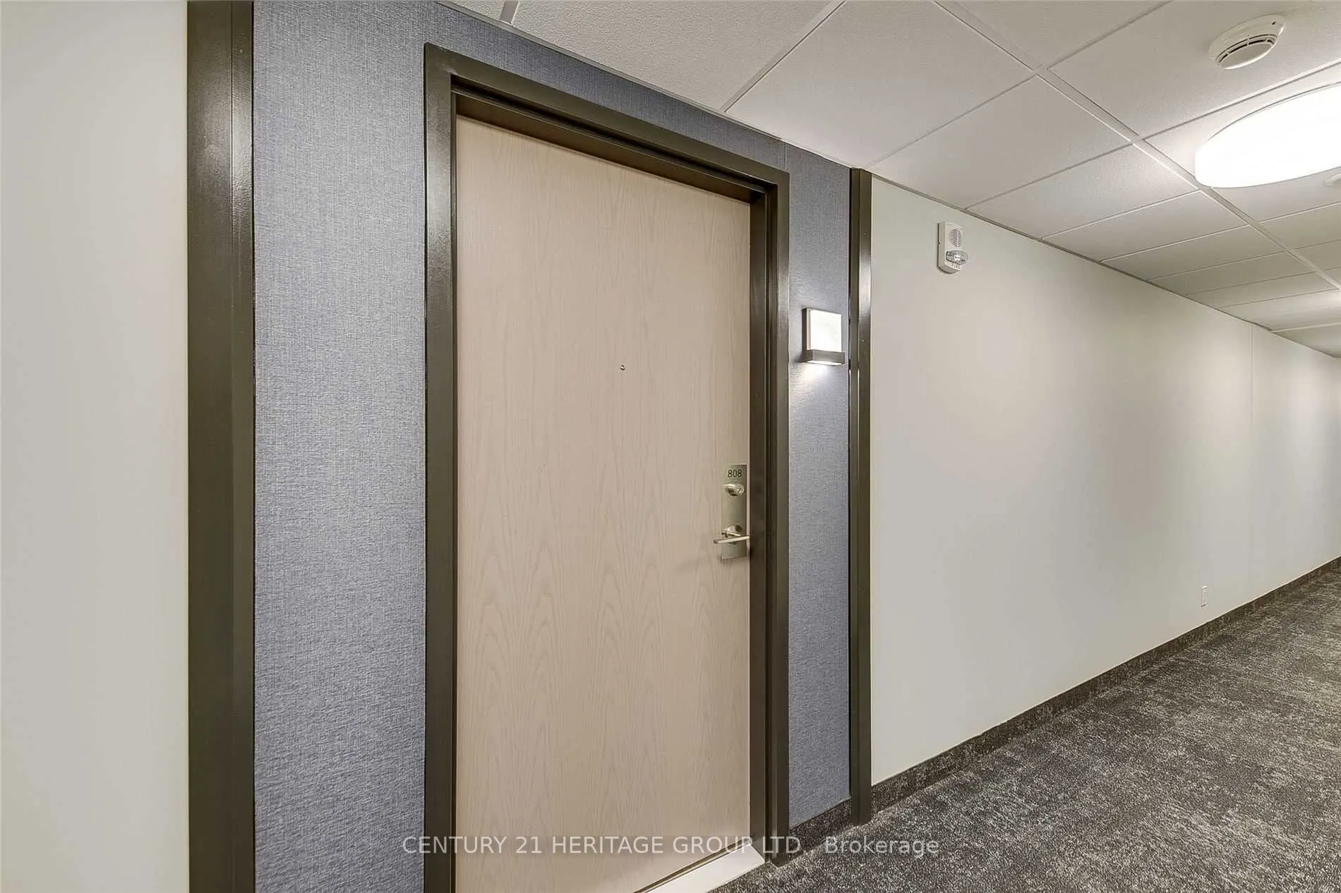 58 Lakeside Terrace, #808